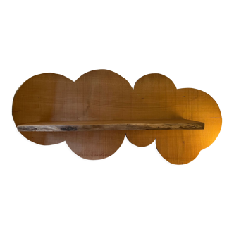 Cloud-shaped shelf made of solid wood