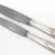 Ercuis Artois, 24 knives, 12 dinner + 12 dessert, cheese in silver-plated metal.