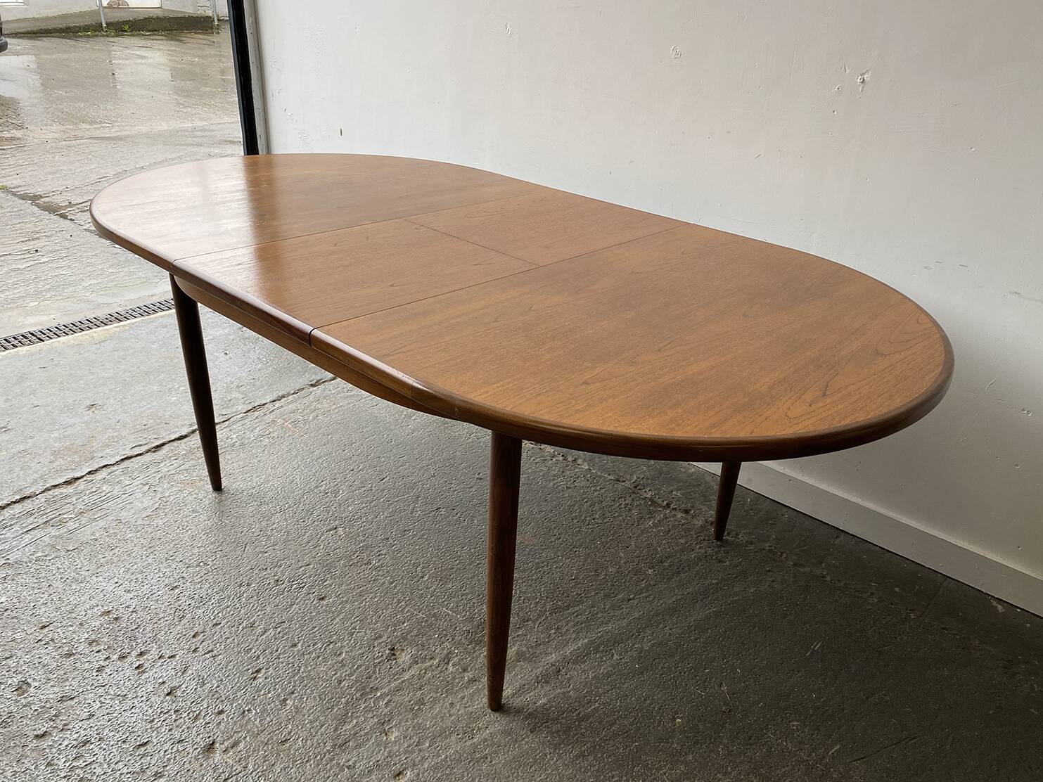 1960’s Mid-Century Modern extending G Plan ‘Fresco’ dining table by V B Wilkins