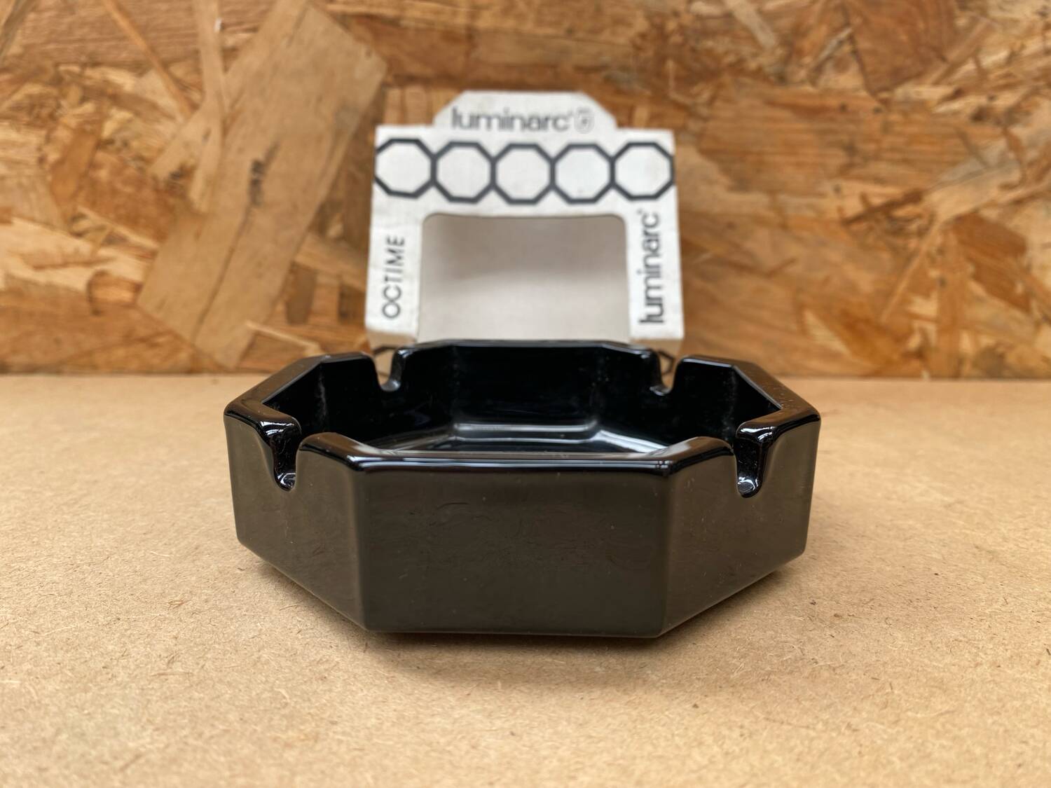 Old luminarc octime opaline noire ashtray made in france vintage