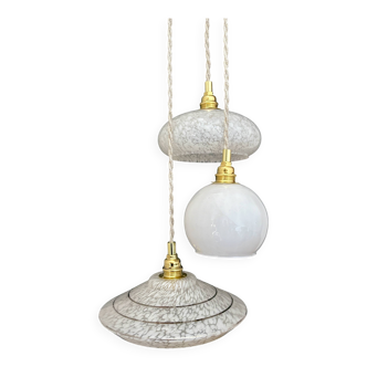 Vintage white glass triple globe suspension from Clichy and opaline.