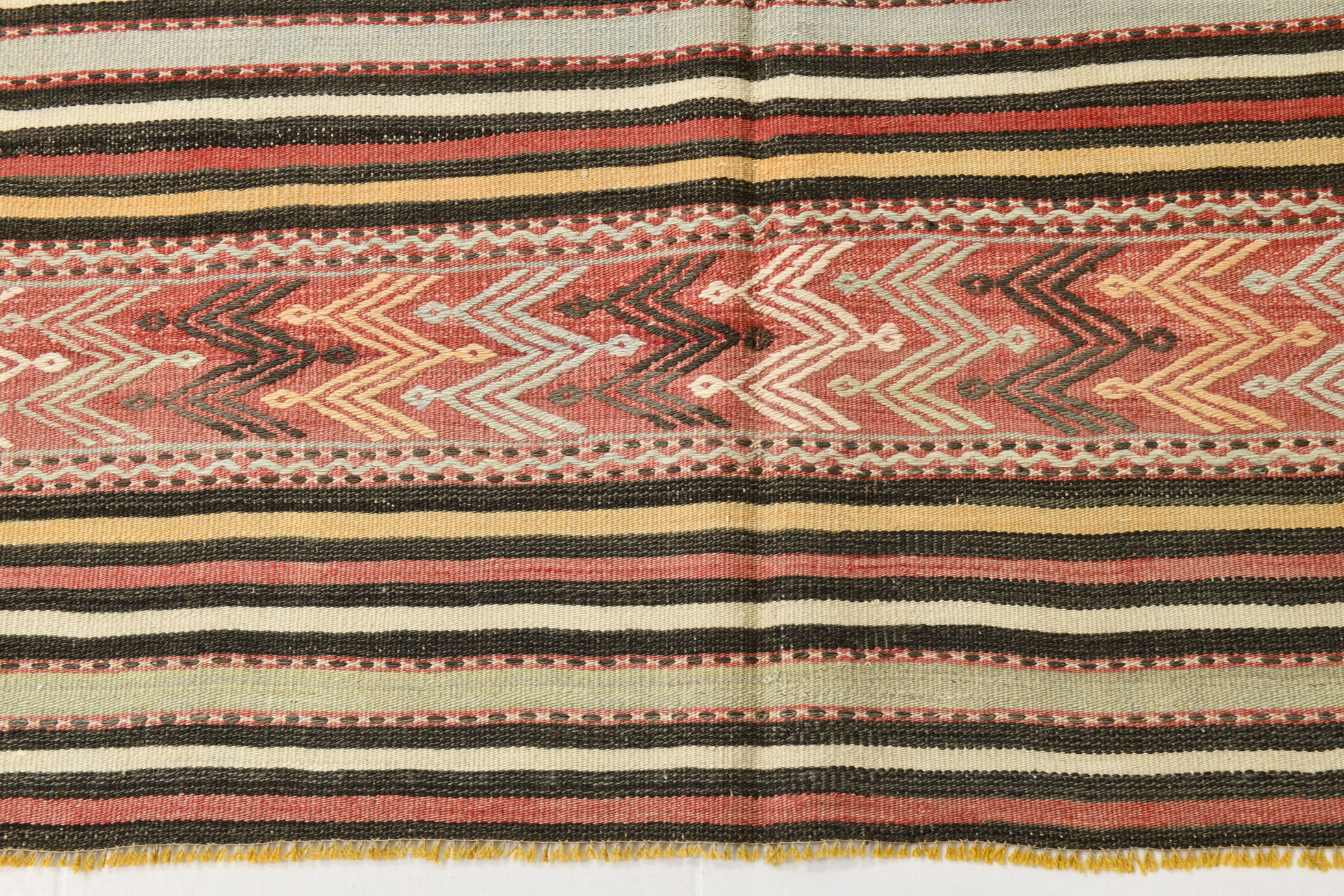 4x7 Kilim Vintage Rug, 138x218Cm