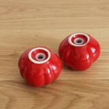 Salt and pepper tomato in vintage slurry