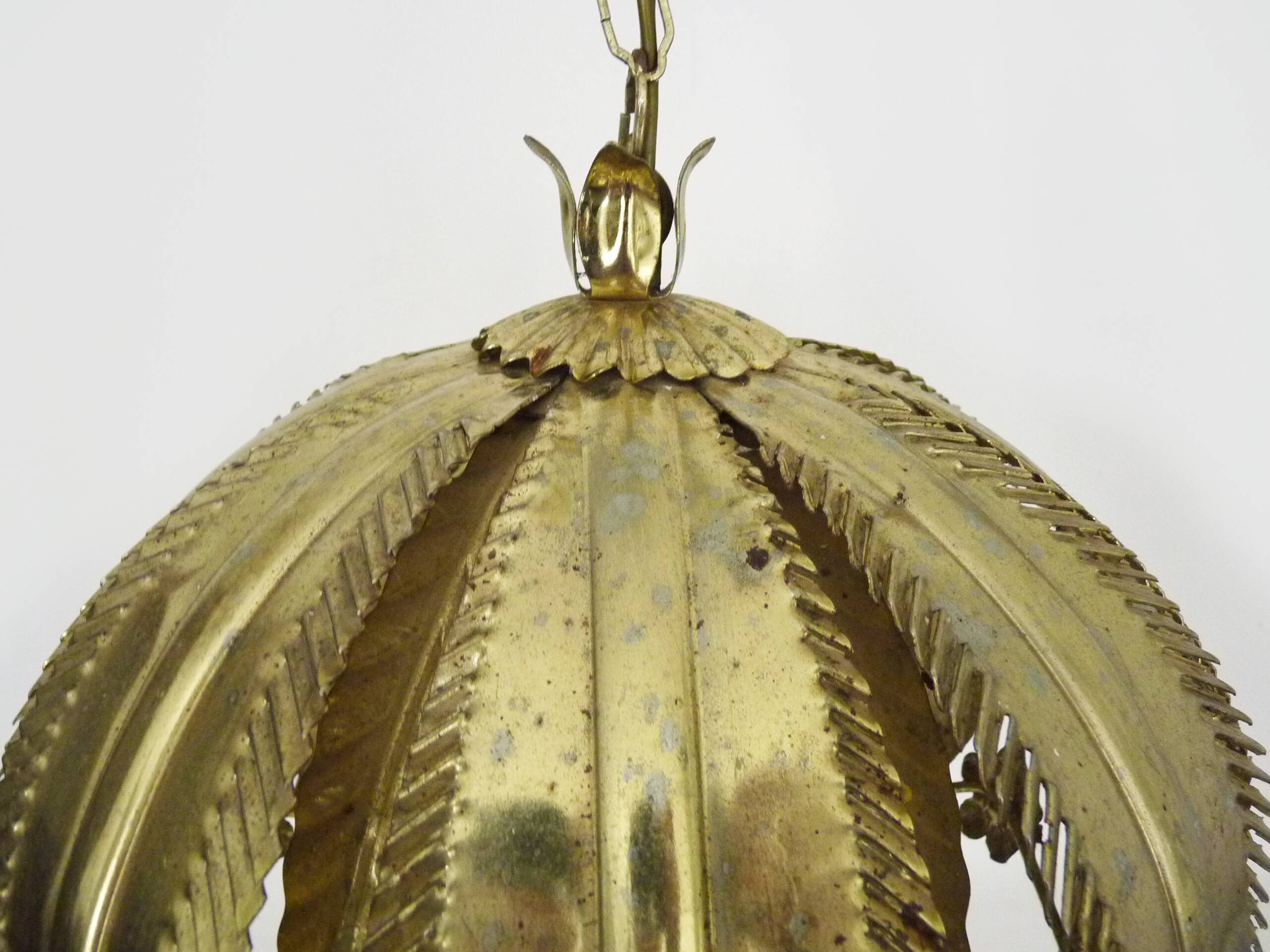 Vintage 80s gold metal palm leaf pendant light