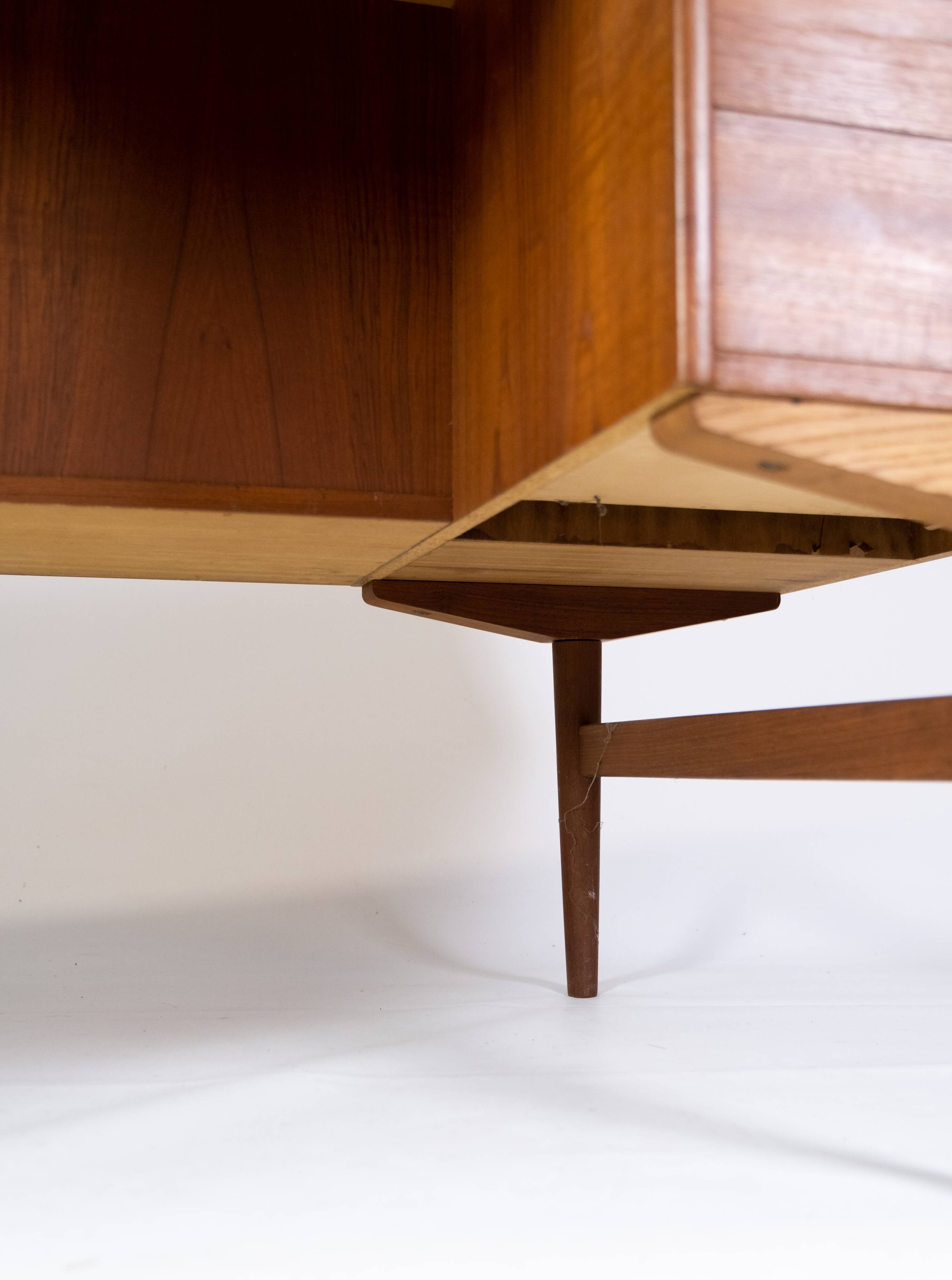 Bureau en teck de design danois des années 1960