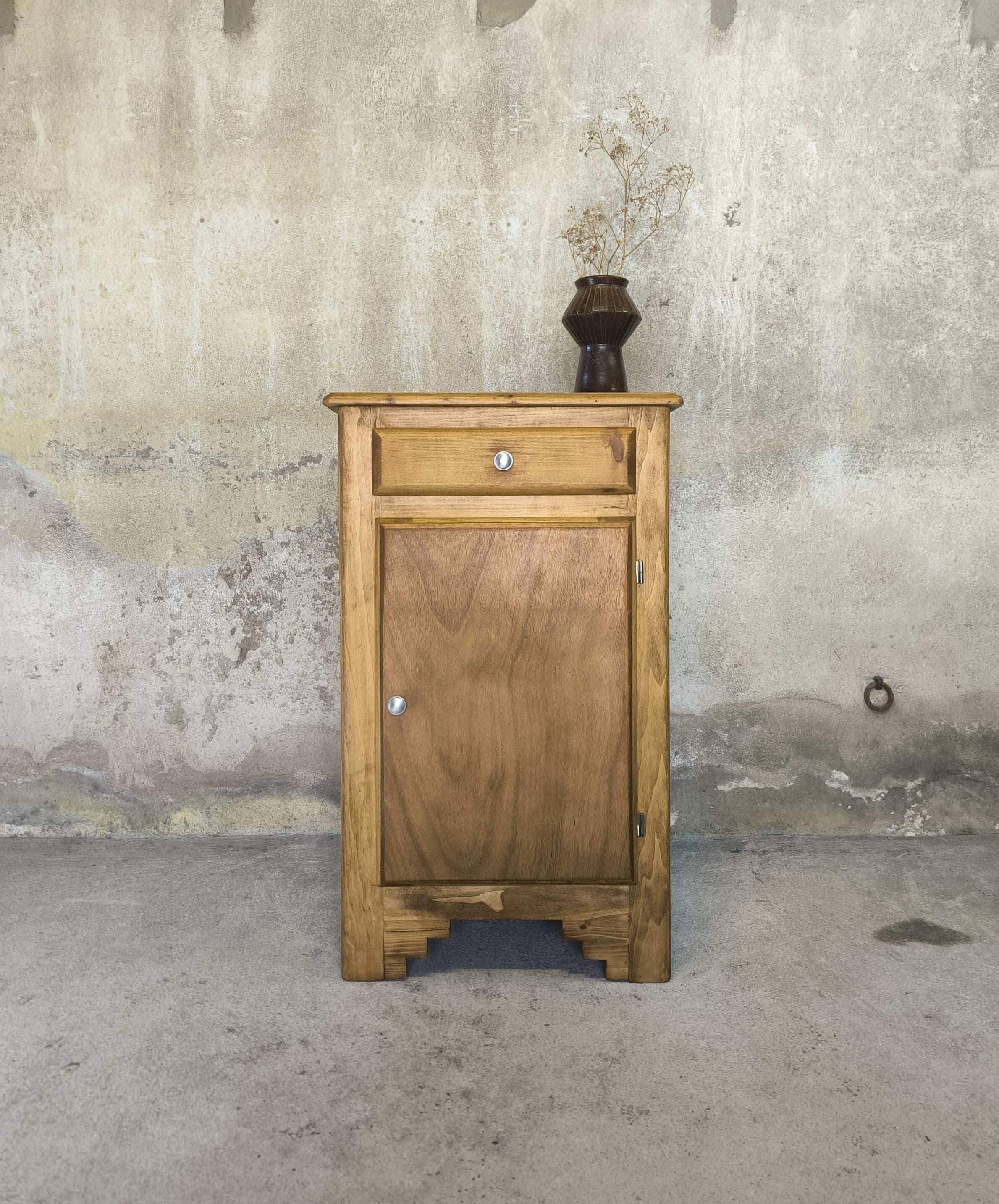 Vintage wooden sideboard/confiturier