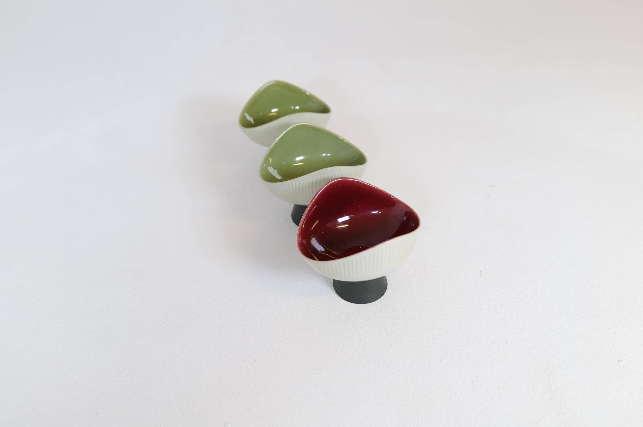 Mid-century modern set of 3 Bahia bowls by Carl-Harry Stålhane, Rörstrand, Sweden.