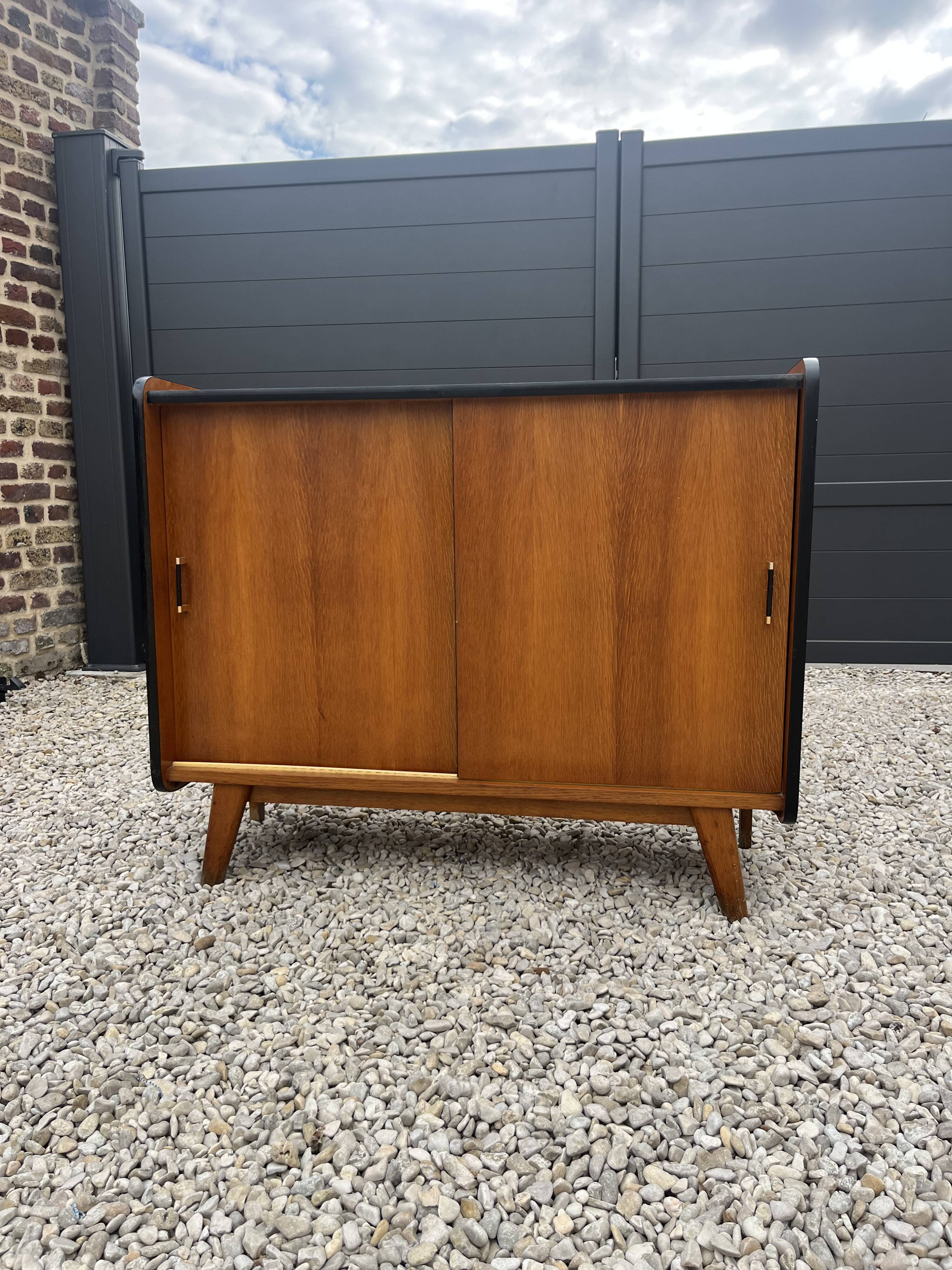 Commode vintage pieds compas
