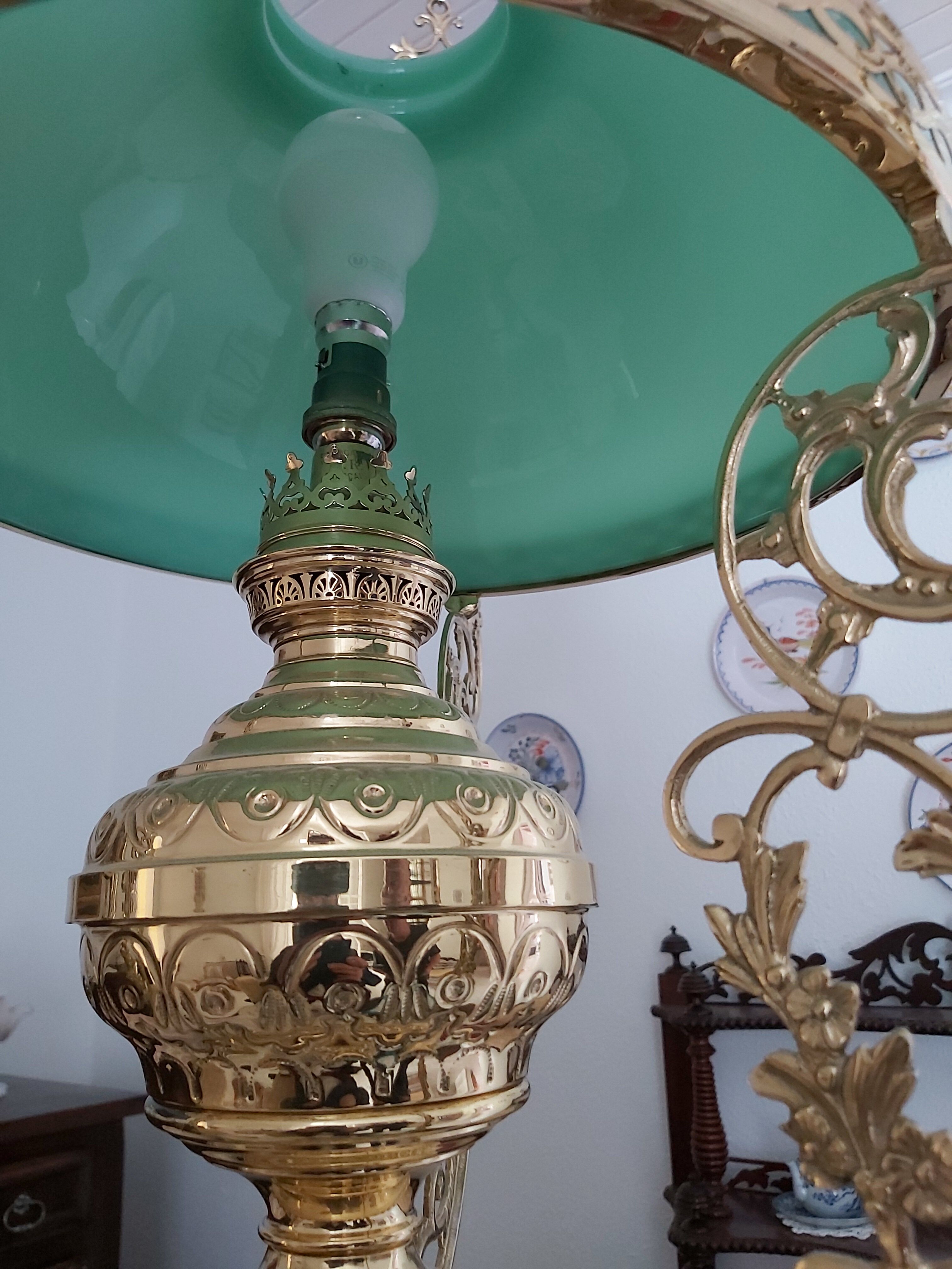 Suspension 19th bronze and green opaline