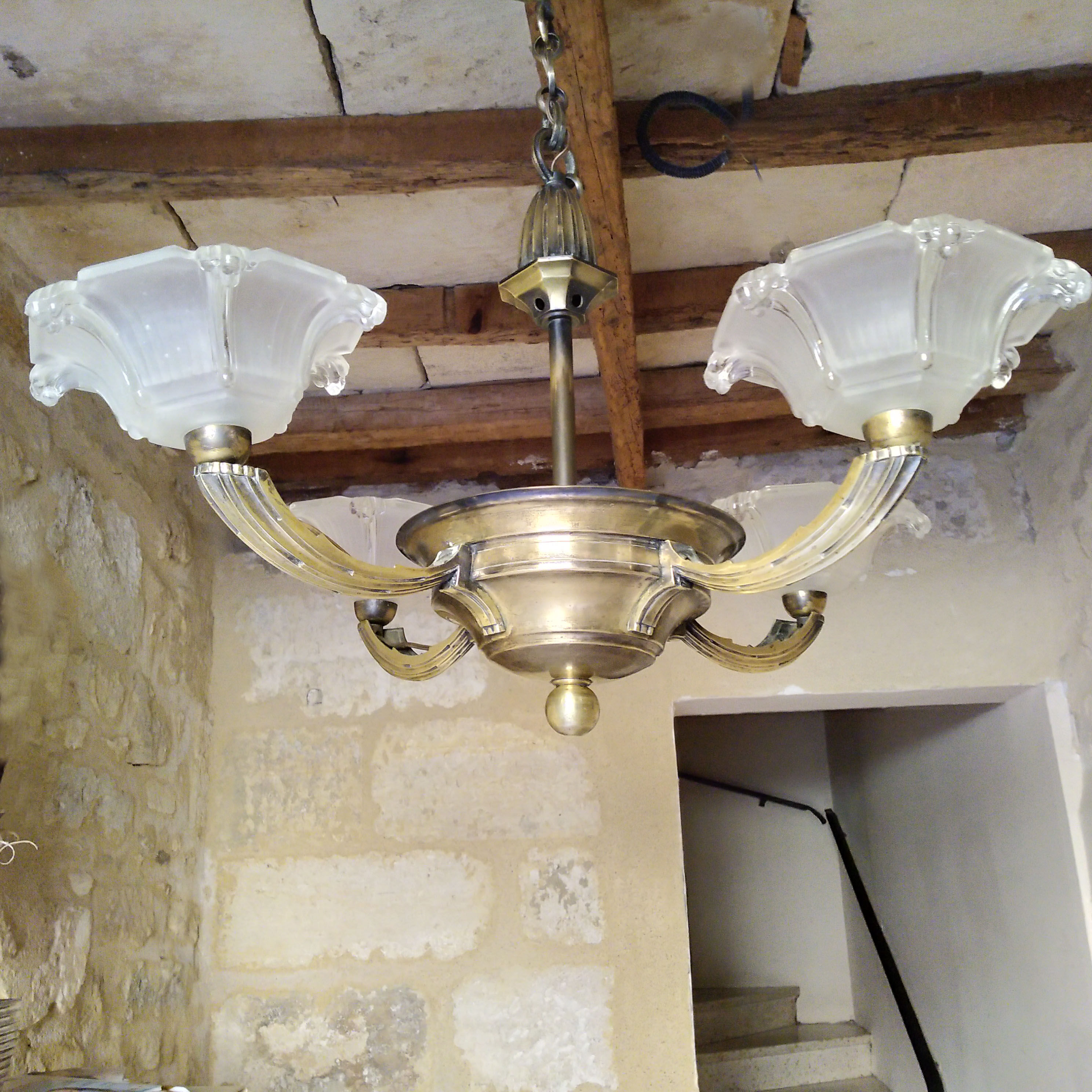 Ezan chandelier in bronze and glass pressed art deco