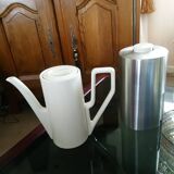 Coffee pot