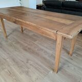 Table de ferme en noyer 200x80 8 pers.