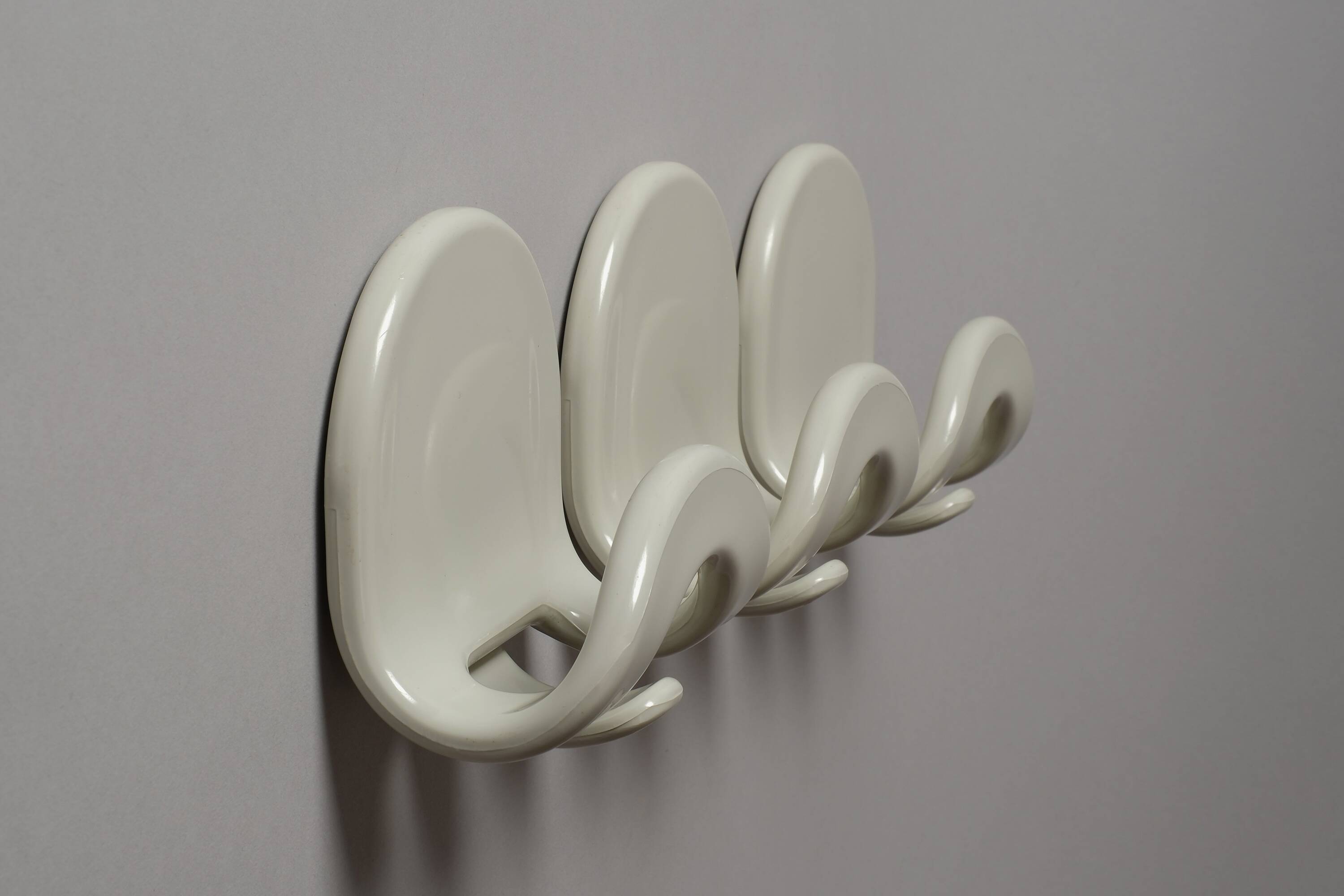 Con&Con Carlo Bartoli Space Age Wall Coat Hooks, Set of Three, Italy, 1970s