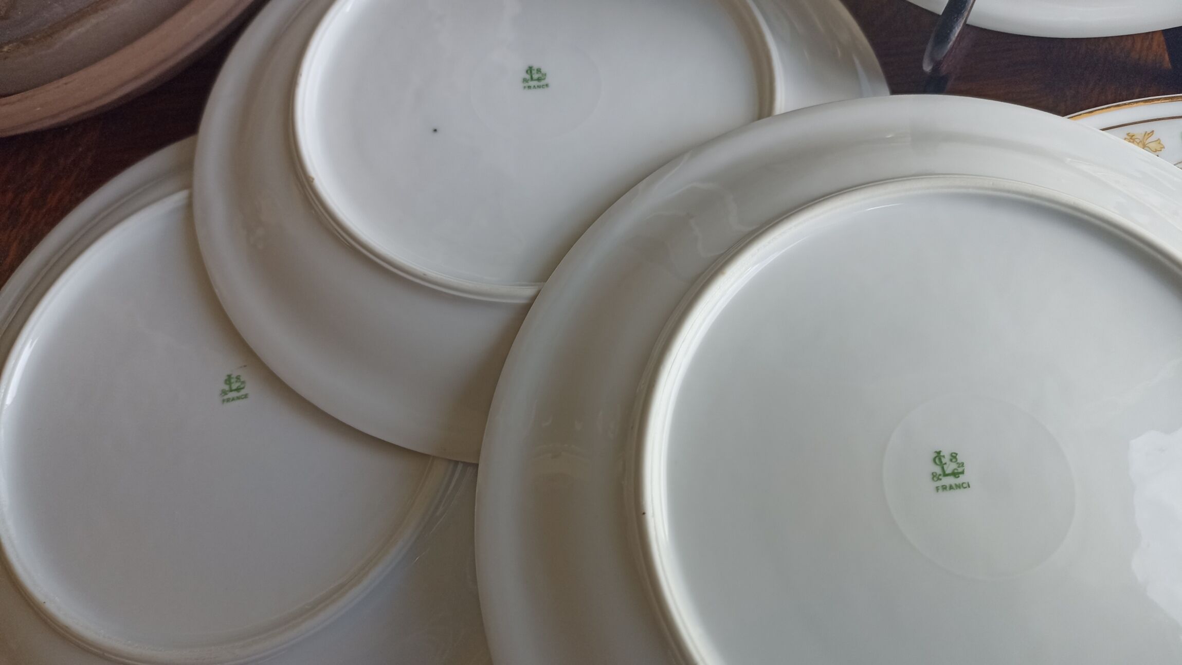 6 flat porcelain plates from Châtres-sur-Cher - Lot n°2