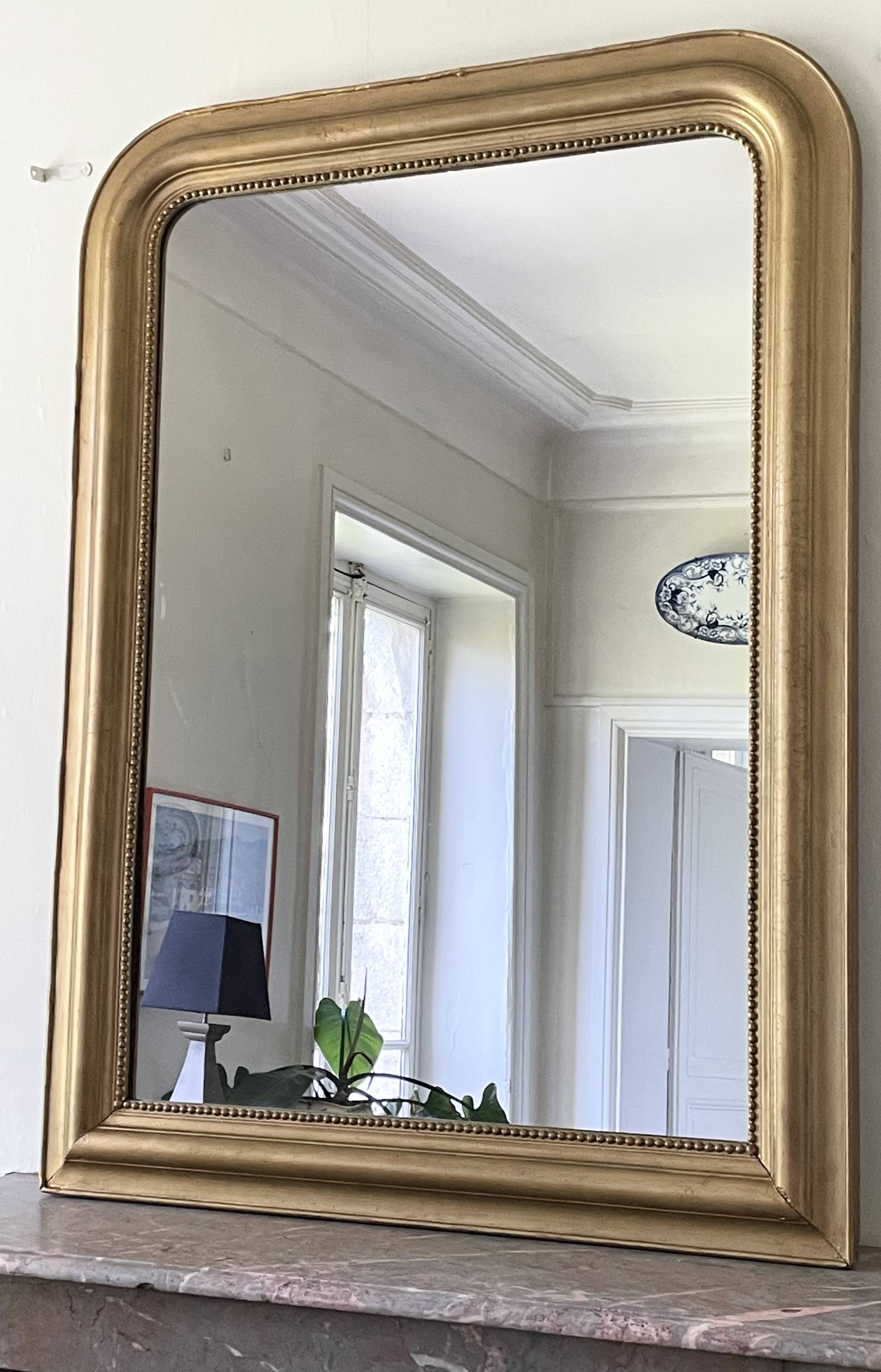 Louis Philippe pearl mirror H120 X W95