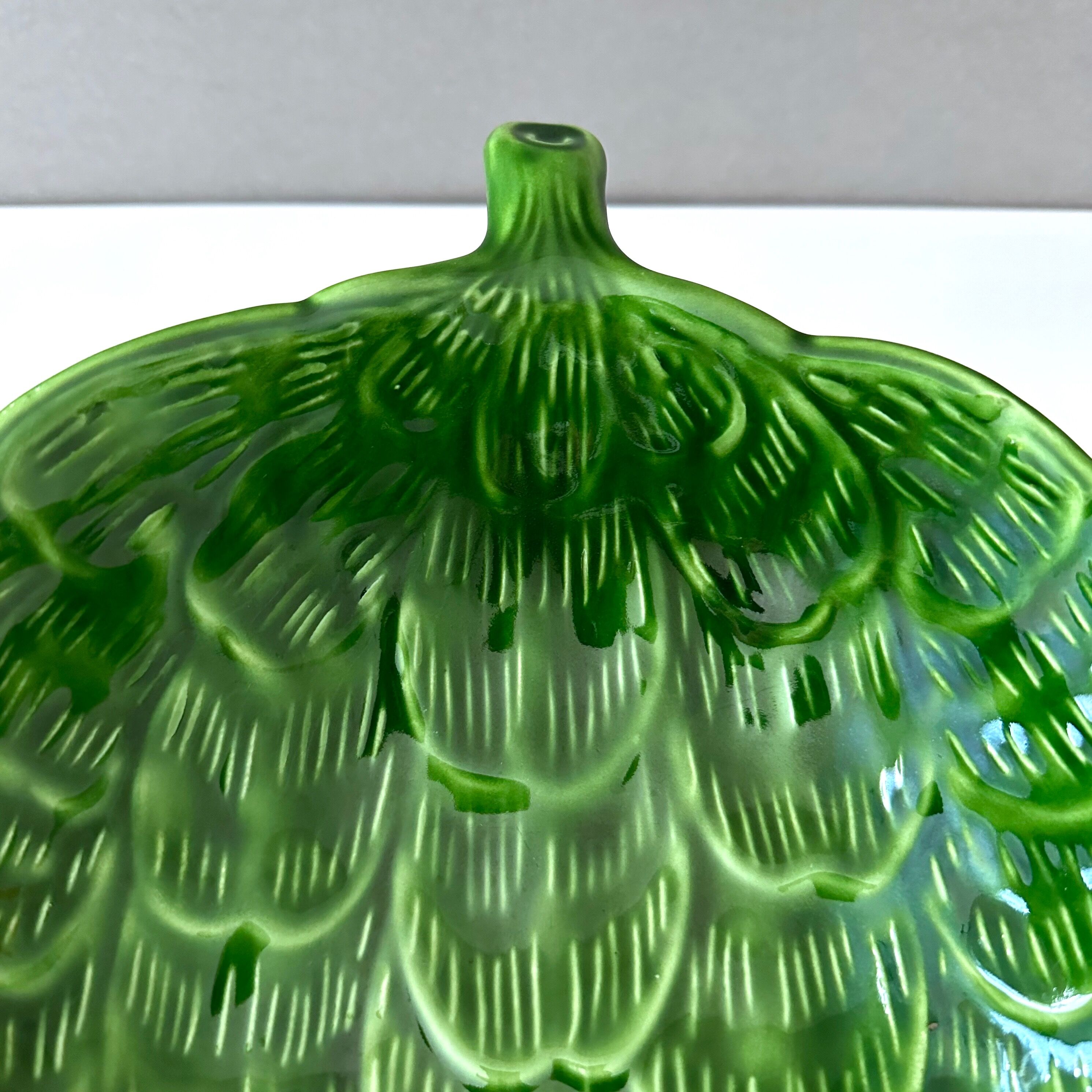 Vintage bowl artichoke ceramic, majolica