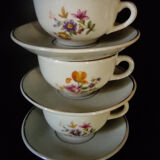 Cups for dinette