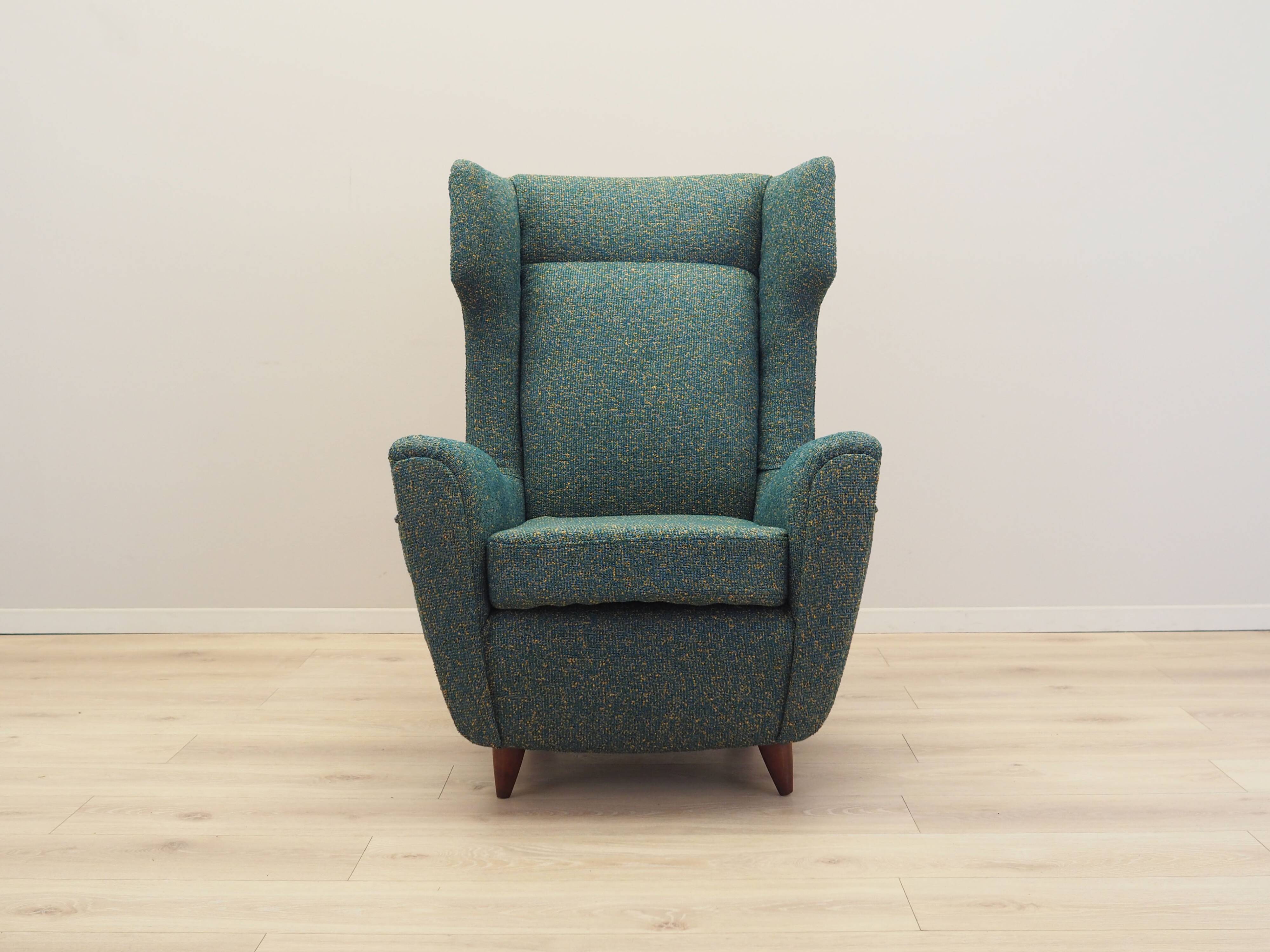 Lounge armchair, Italian design, 1970s, production: Italy