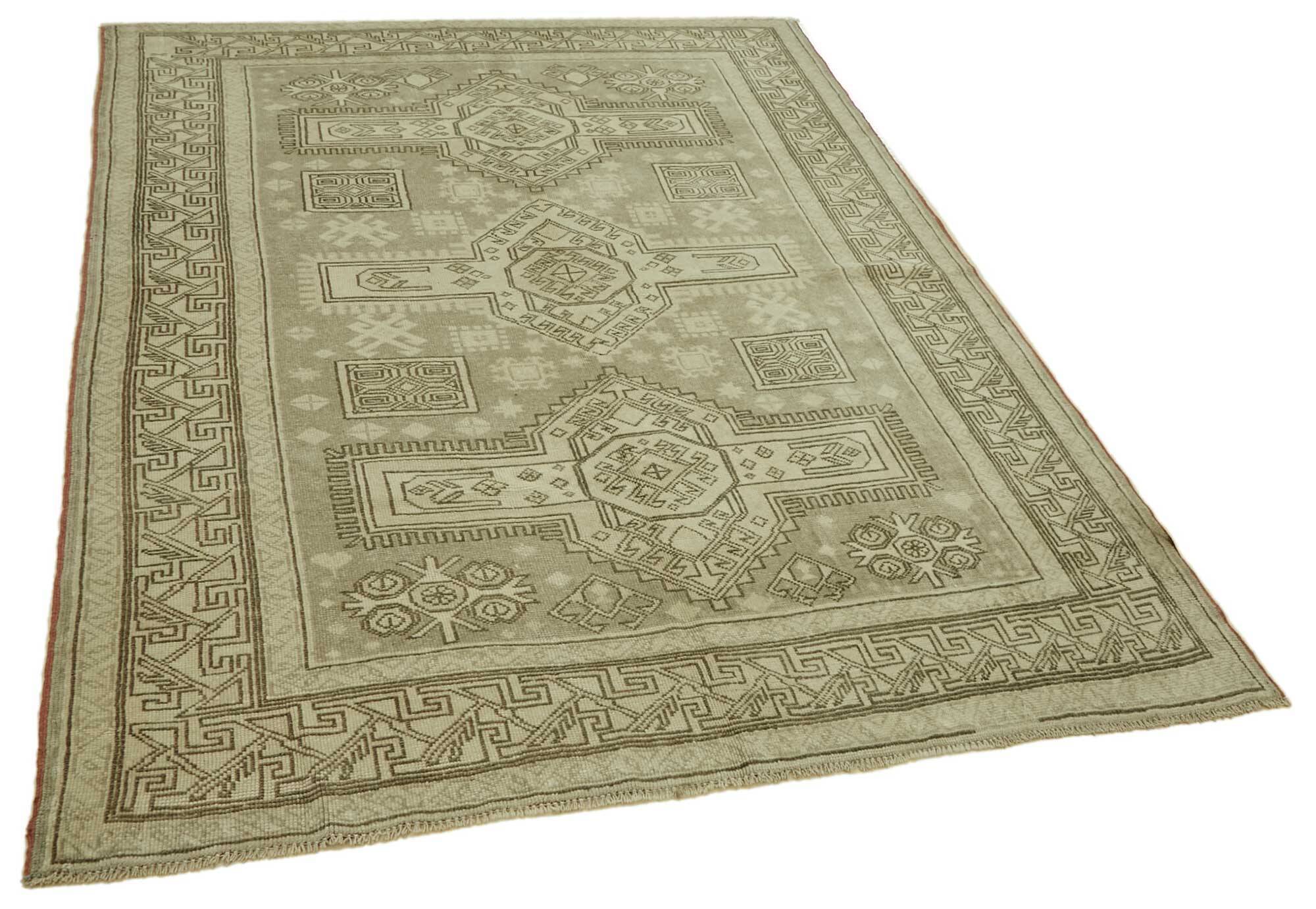 Turkish Vintage Anatolian Rug 158 cm x 212 cm