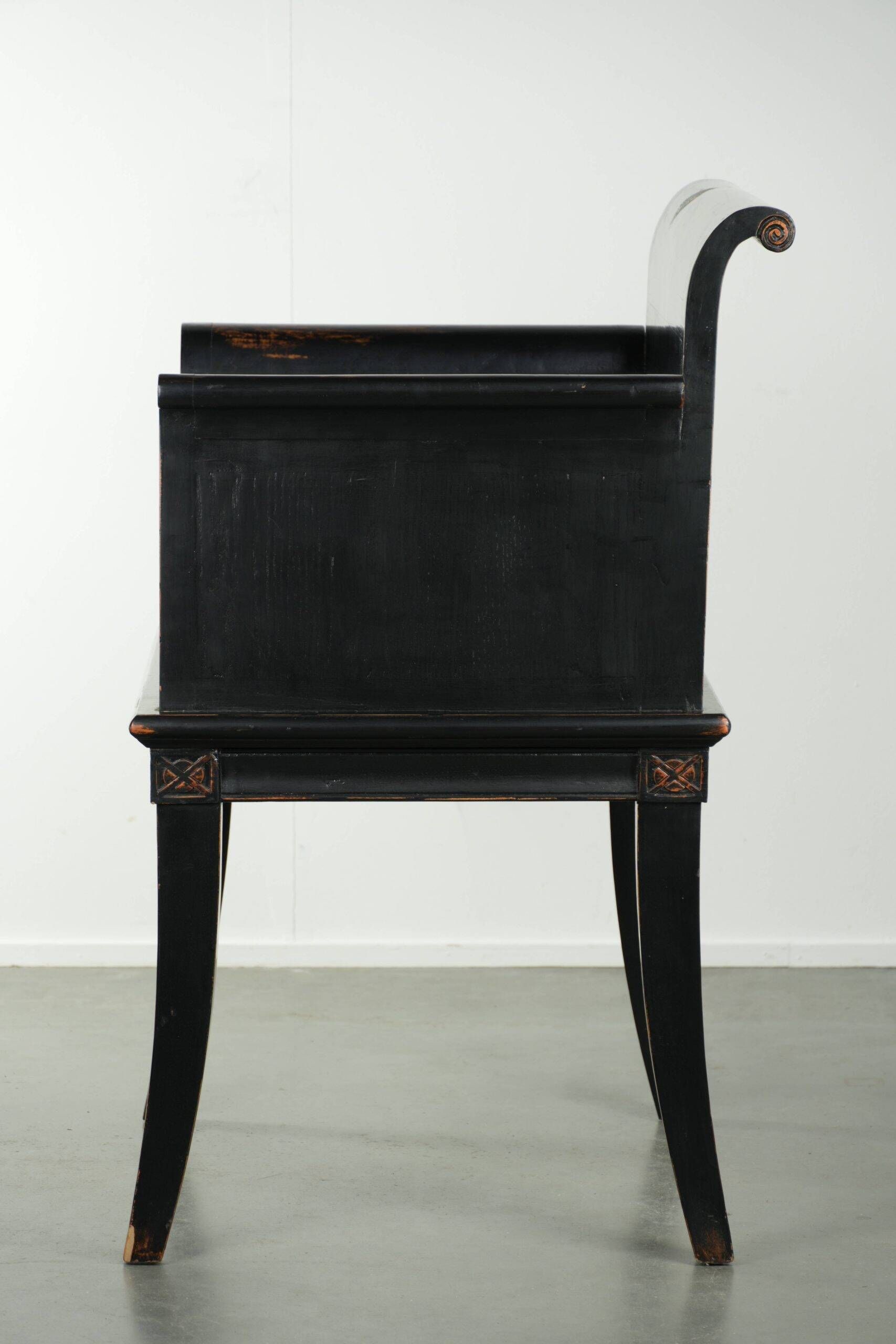 Black wooden chair / side chair from the 20th century in Asian style