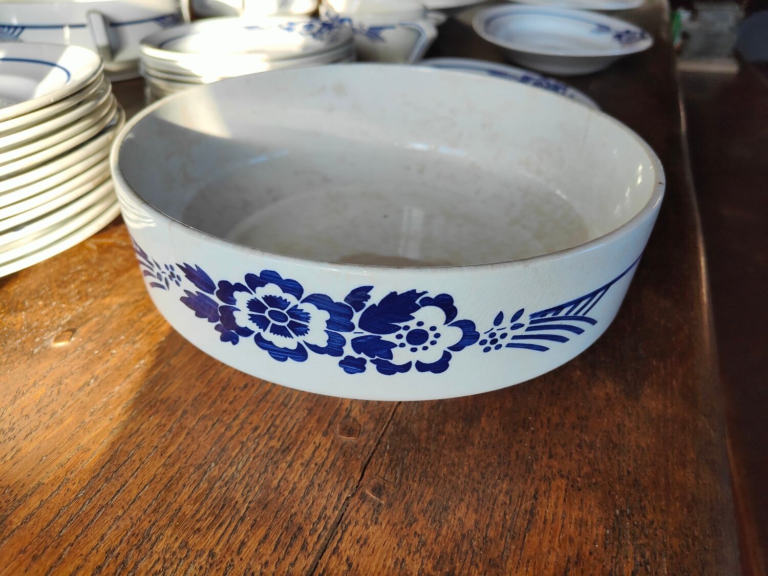 Service of 34 Pieces Wolves Mill and Orchies Hamage France 50s-60s