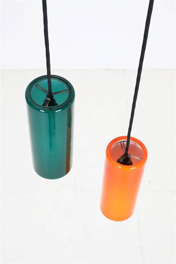 Ensemble de 2 lampes suspendues en verre Nordisk Solar Compagni / Holmegaard “74105” / Design danois moderne des années 1960.