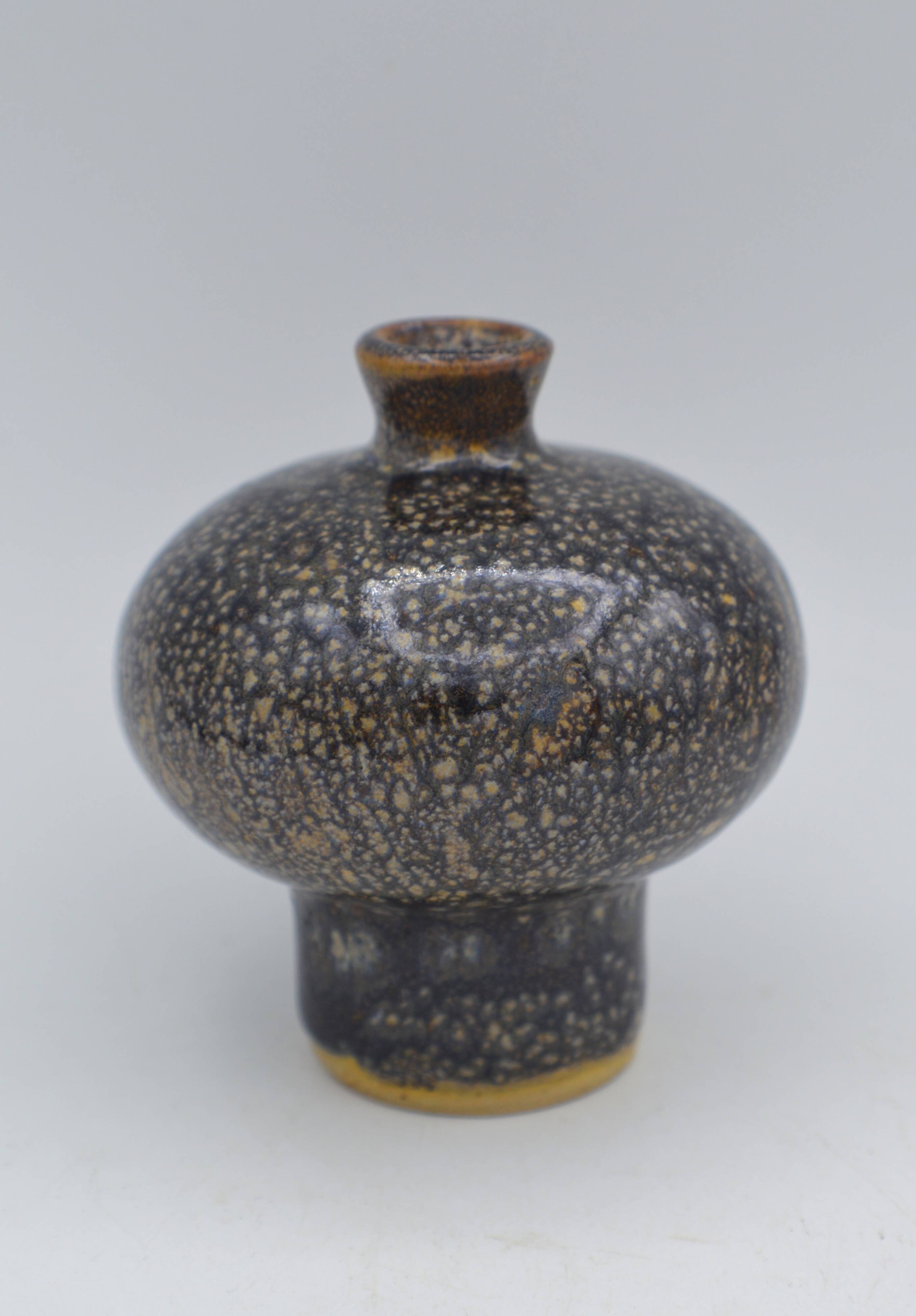 Stoneware vase by Robert Heraud - Maume