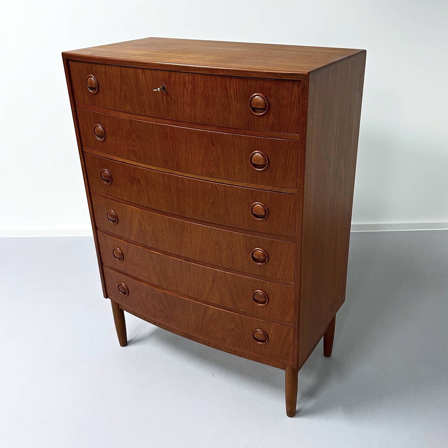 Danish curved chest of drawers, 1960s | teak (2nd)