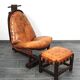 Fauteuil lounge brutaliste en chêne et ottoman, années 1970, lot de 2