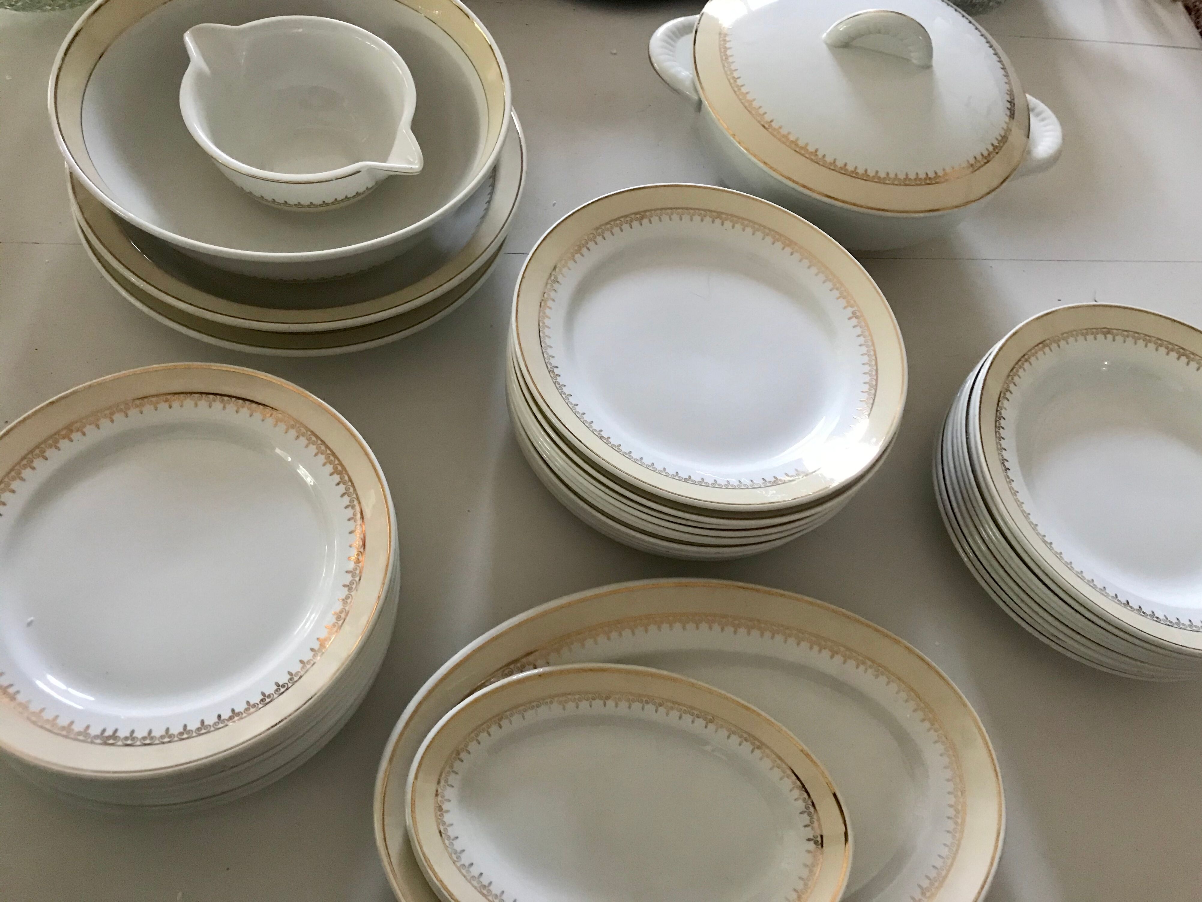 Set of 10 Lunéville dessert plates