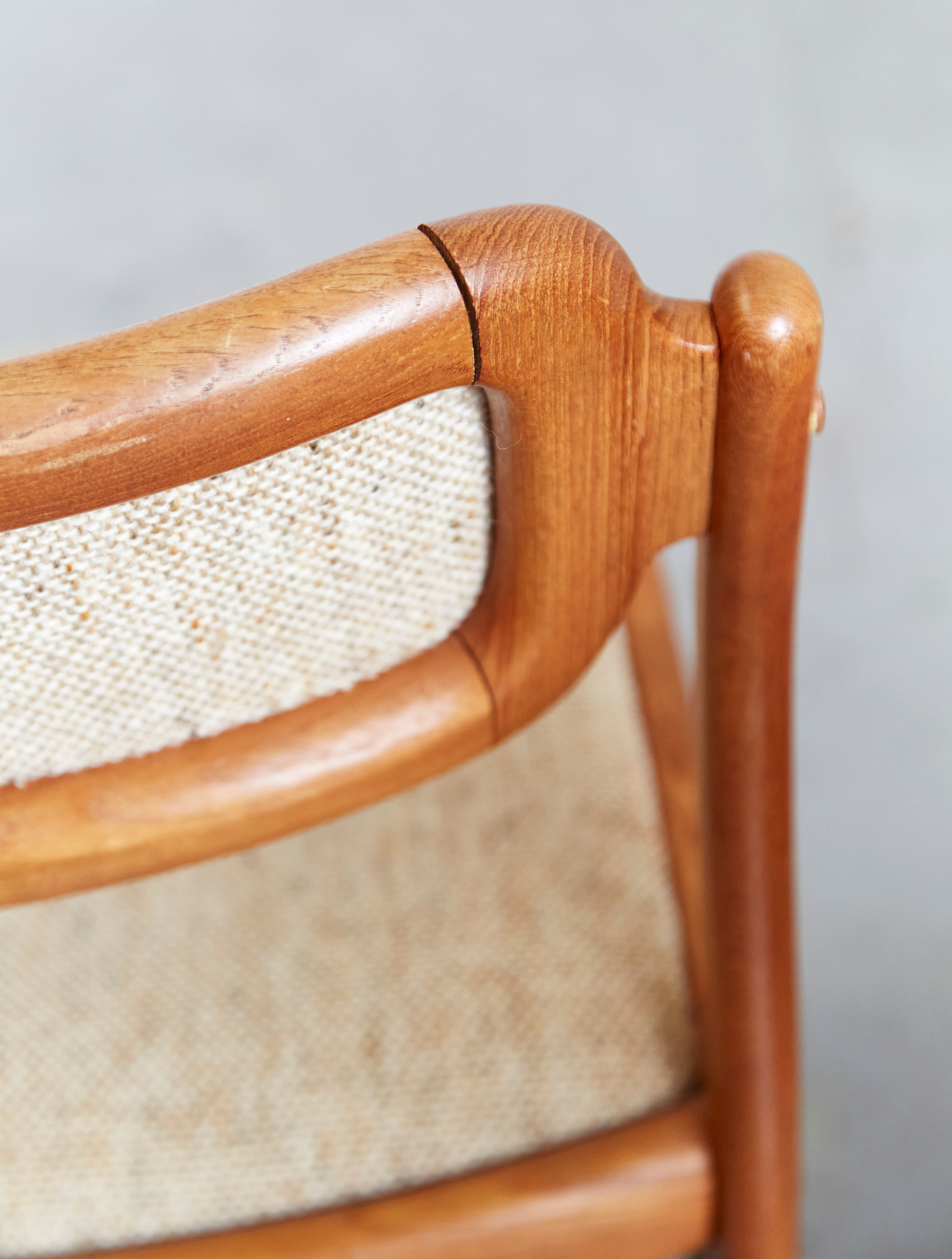 Johannes Andersen teak dining chairs for Uldum