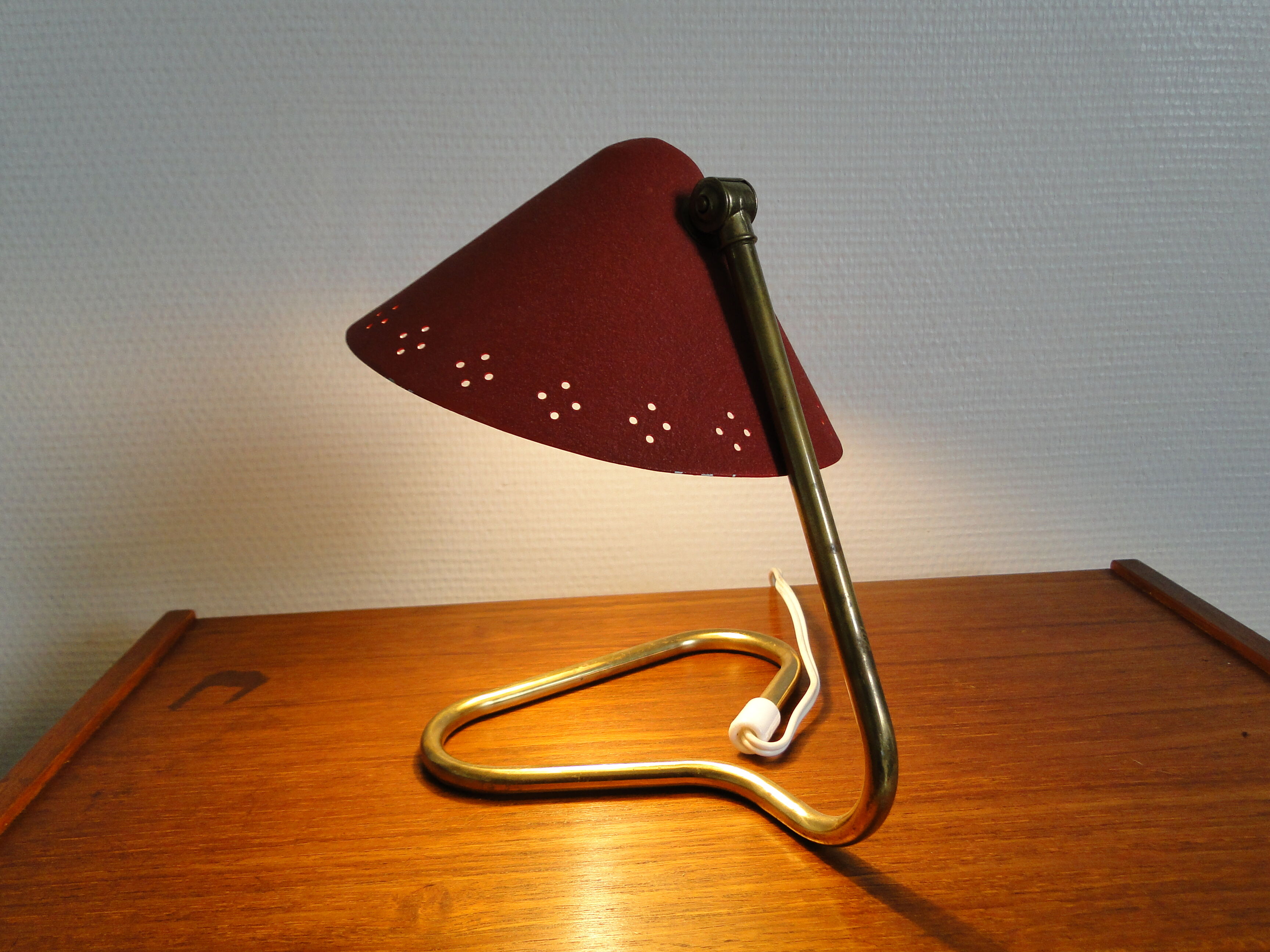 Vintage bedside lamp red 1950