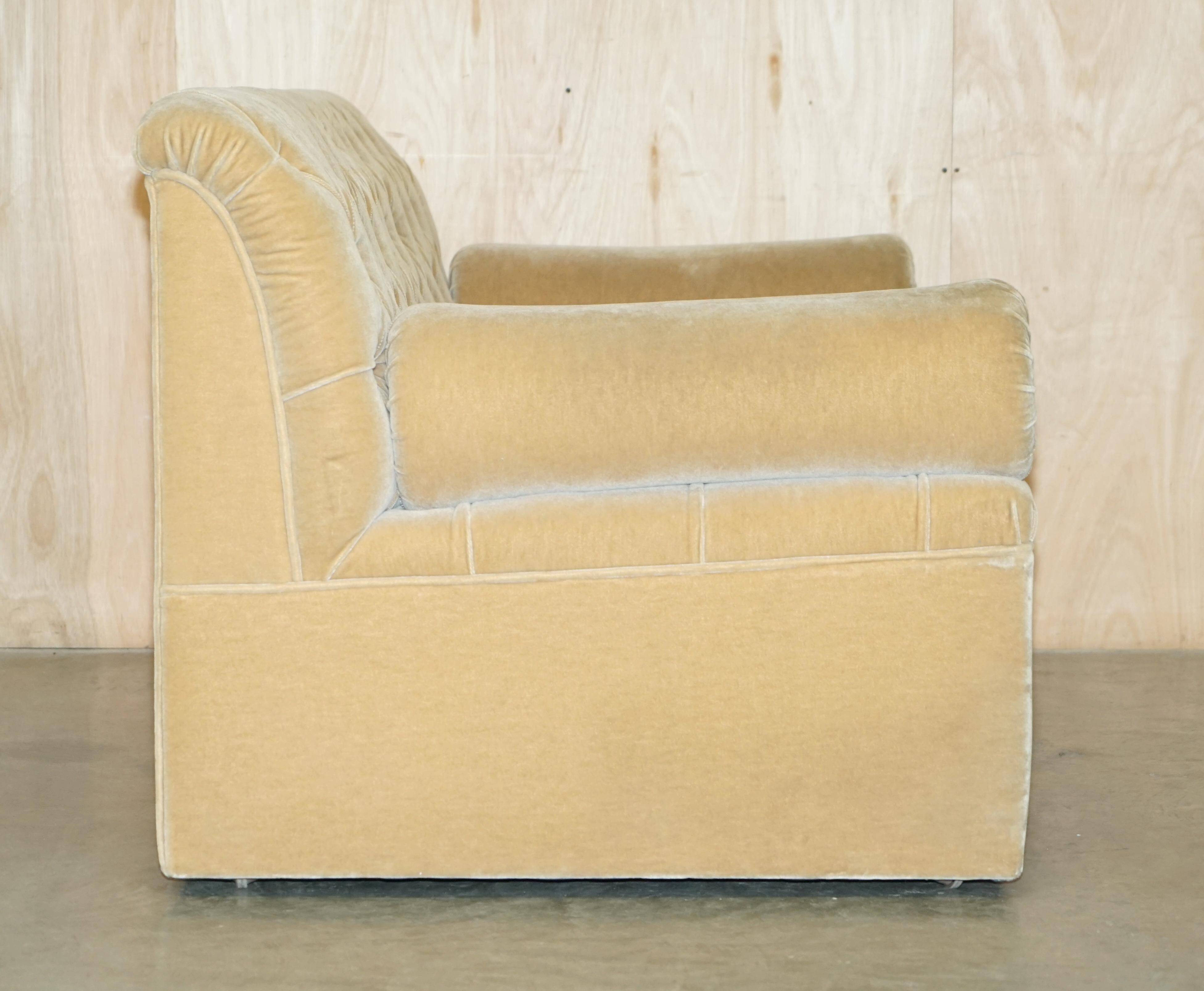 Canapé Chesterfield Bolster en Mohair Velvet par George Smith