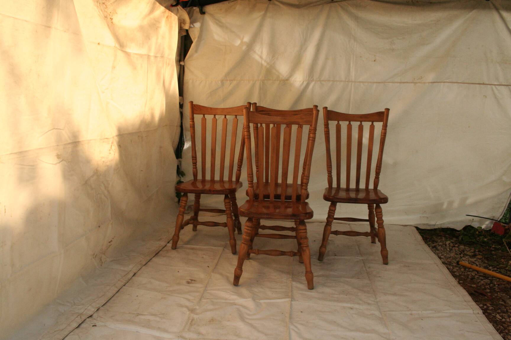 Set of 4 american country model chairs from jdv