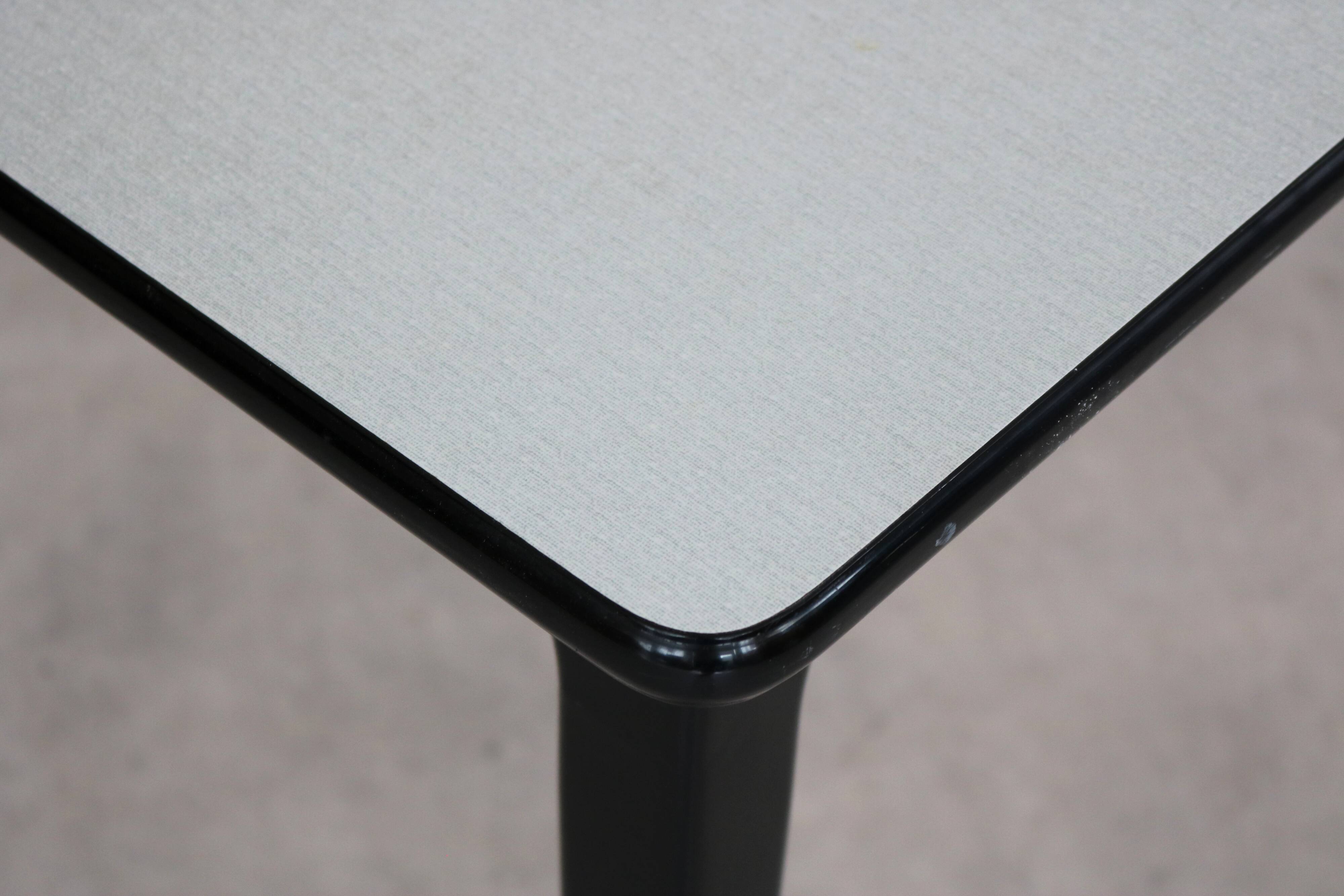 vintage dining table | table | dining room | Benze