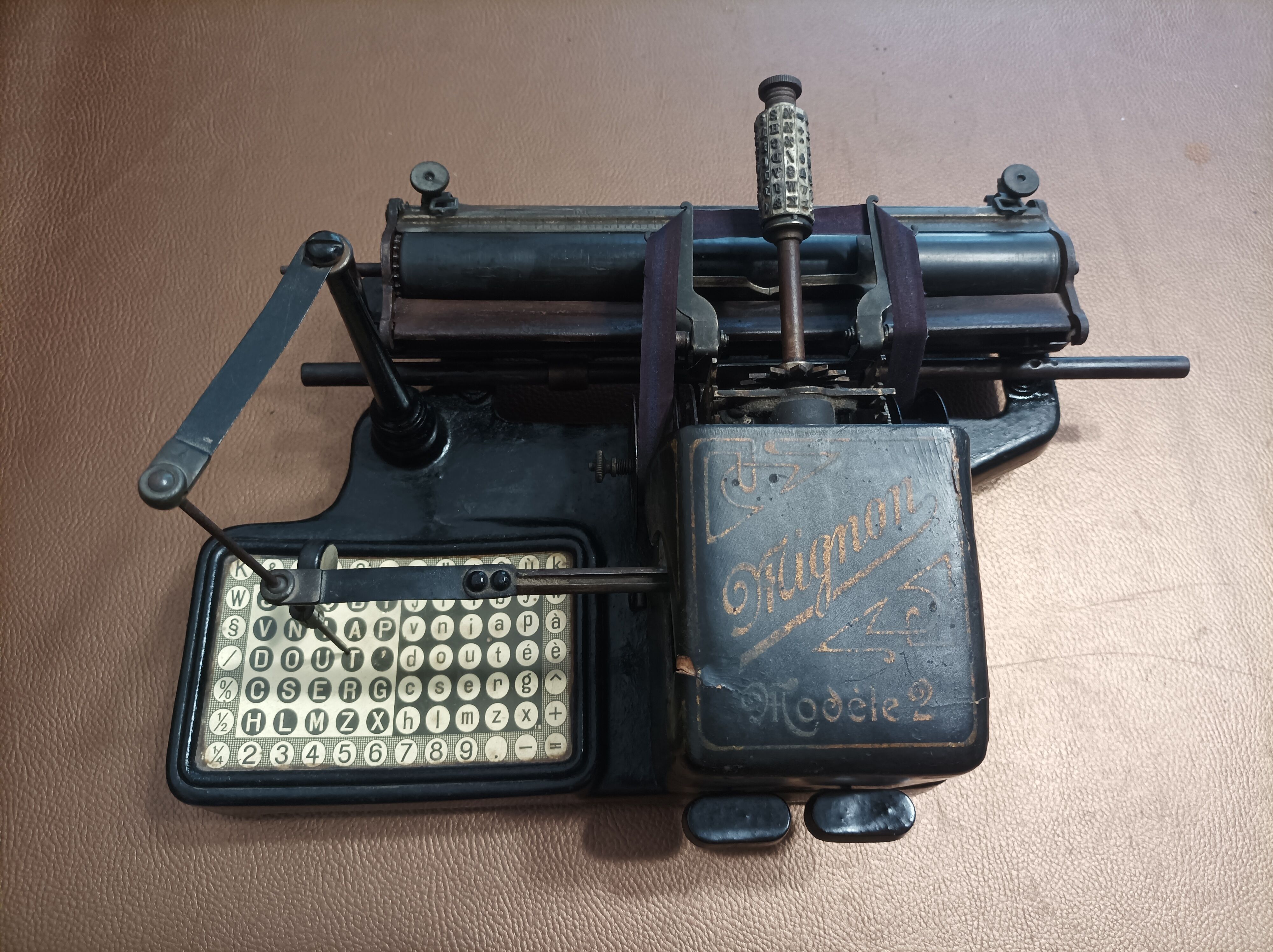 Cute typewriter model 2B from 1910/30