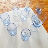 Ensemble de 10 verres à liqueur en cristal teinté dans la masse