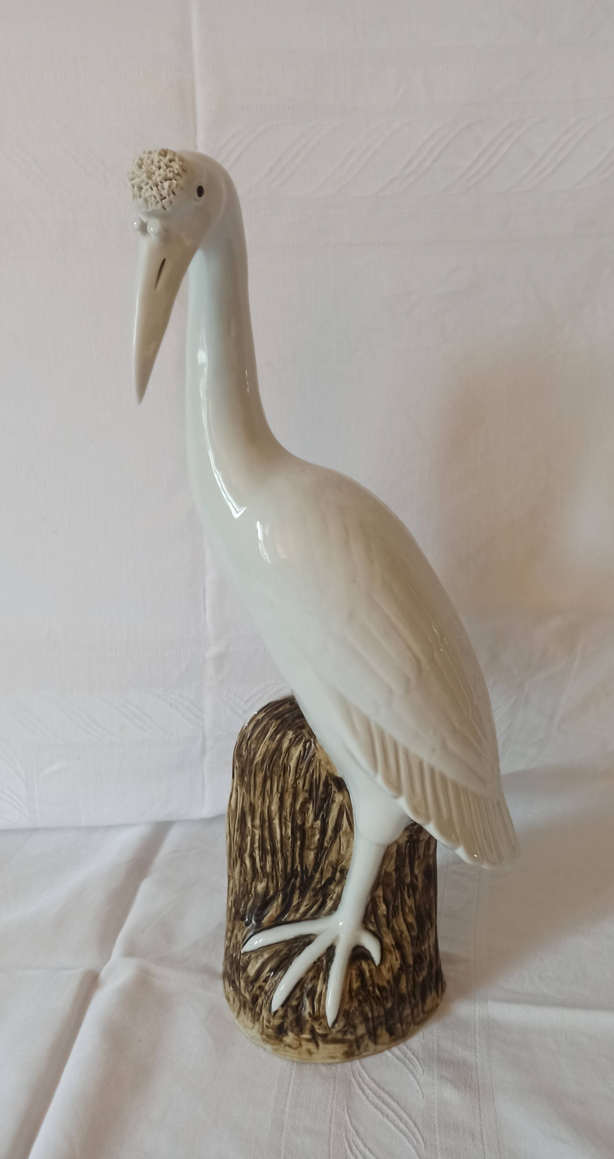 Chinese porcelain crane figurine