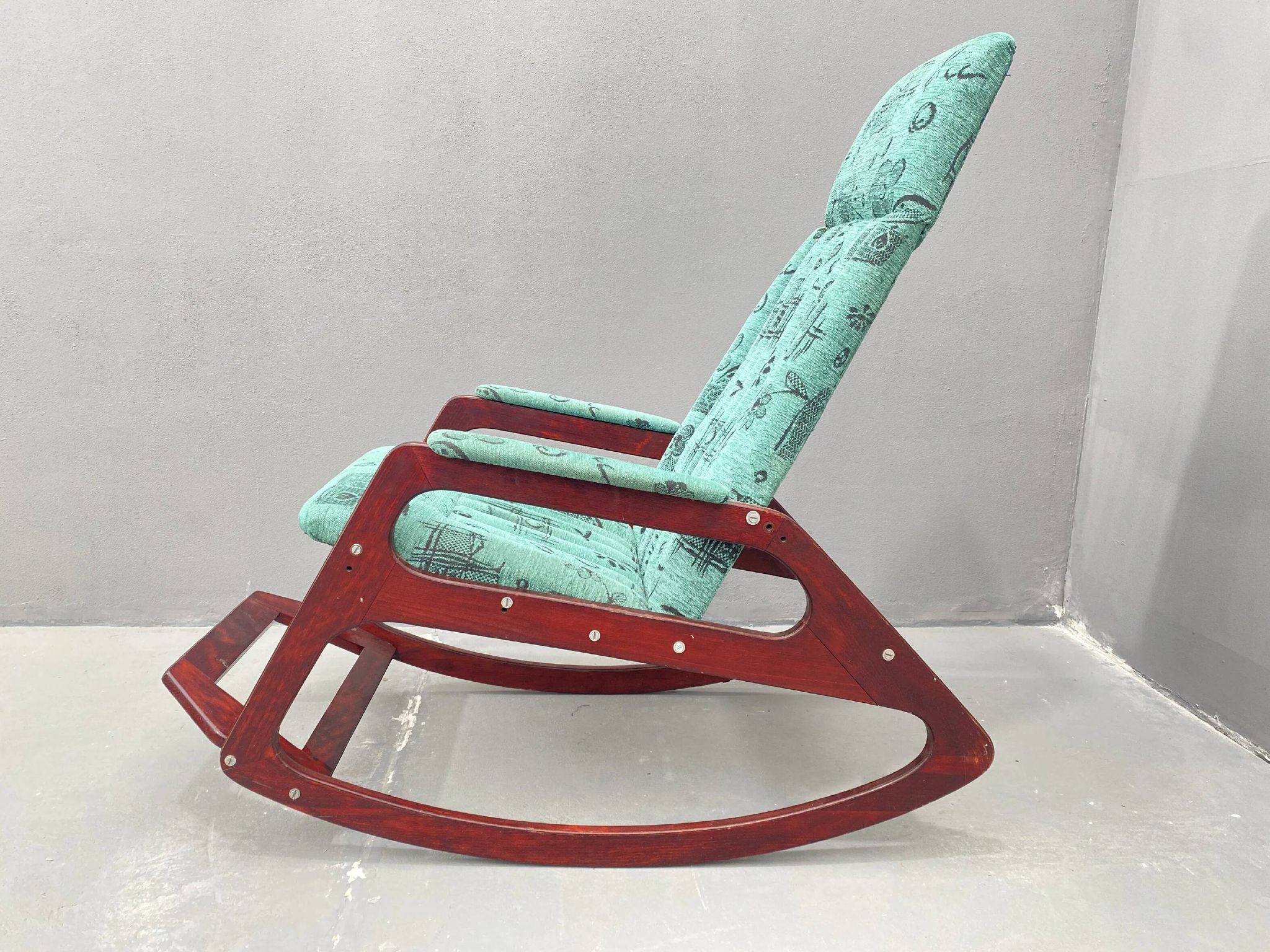 Wooden rocking chair by ÚLUV, mid-century modern, 1970s, Czechoslovakia