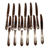 12 couteaux de table M.A/inox de style "Louis XV" modèle au cor de chasse