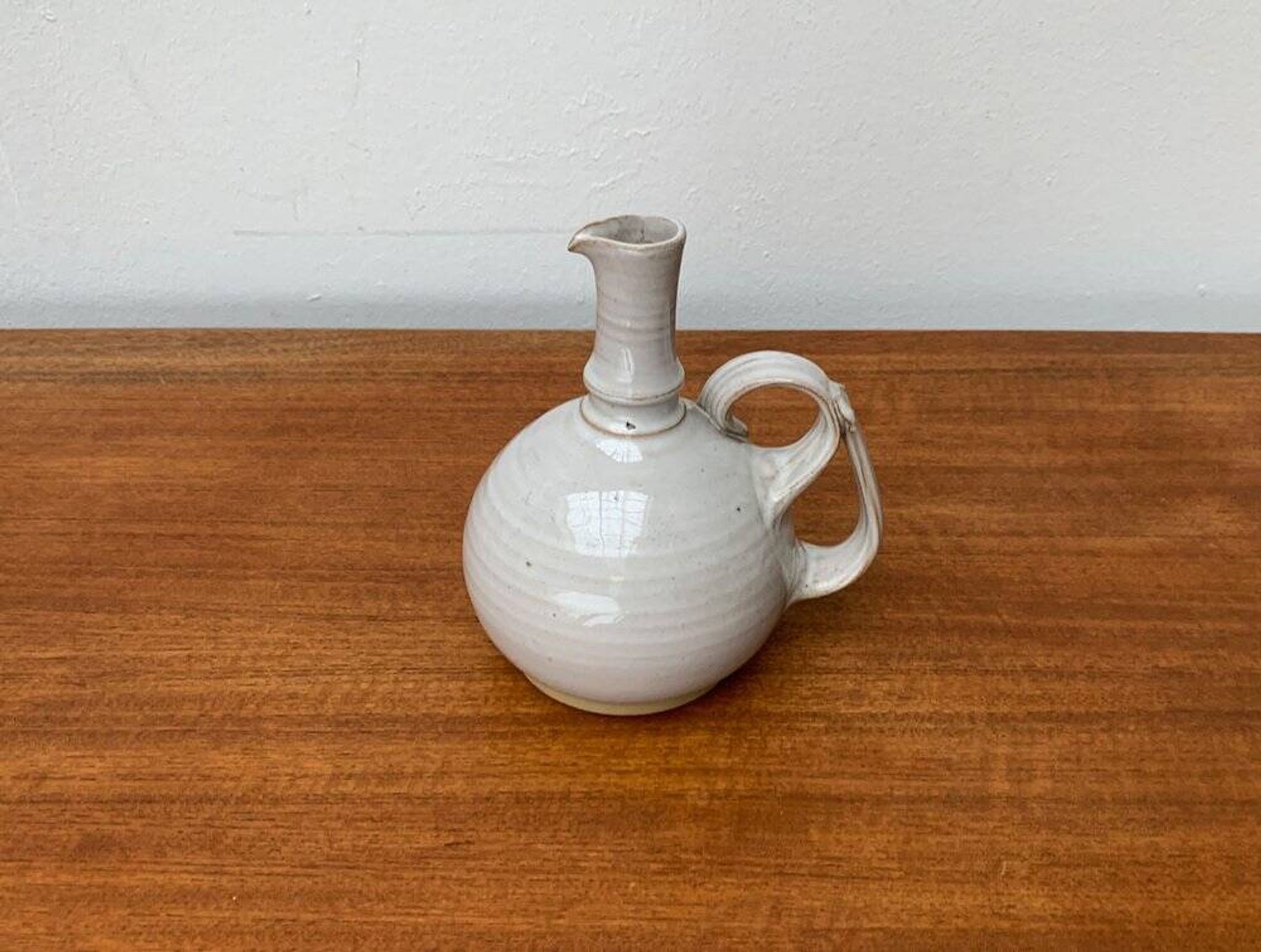 Mid-century Icelandic ceramic carafe by Sigurdar Haukssonar for Handunnid Pottery Iceland, 1960s.