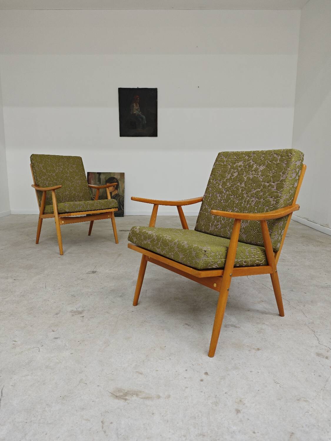 Pair of "boomerang" armchairs by Antonin Suman for Ton "Thonet" 1960