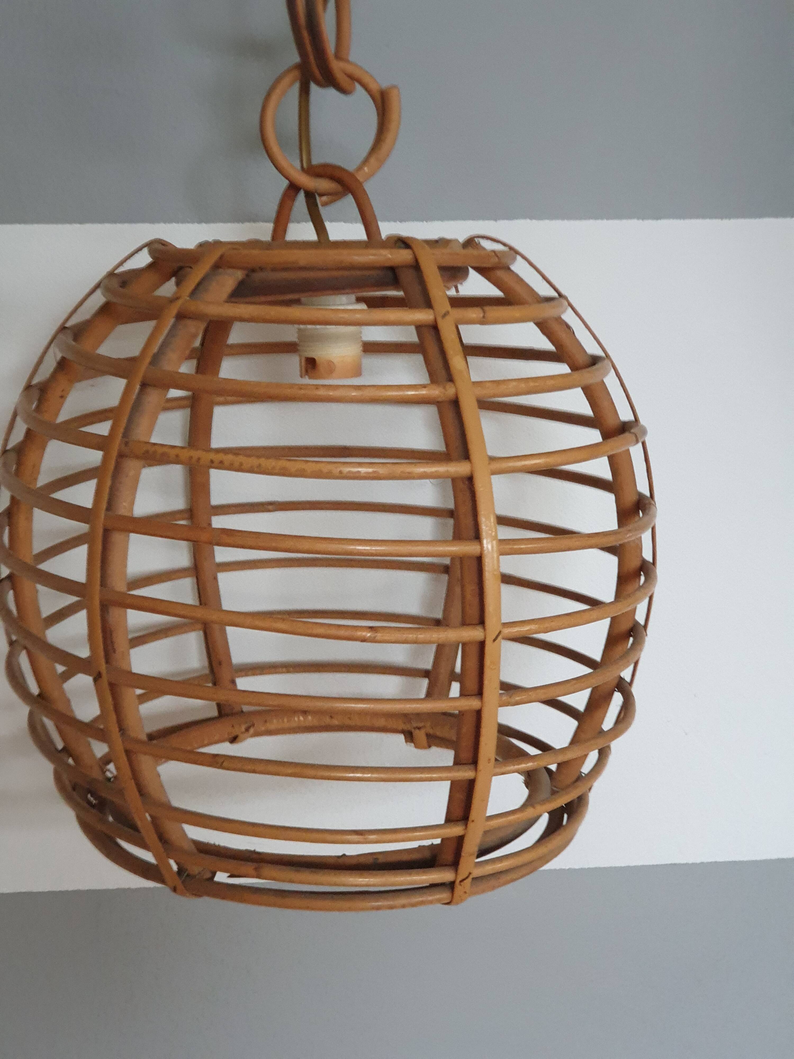 Vintage rattan hanging lamp
