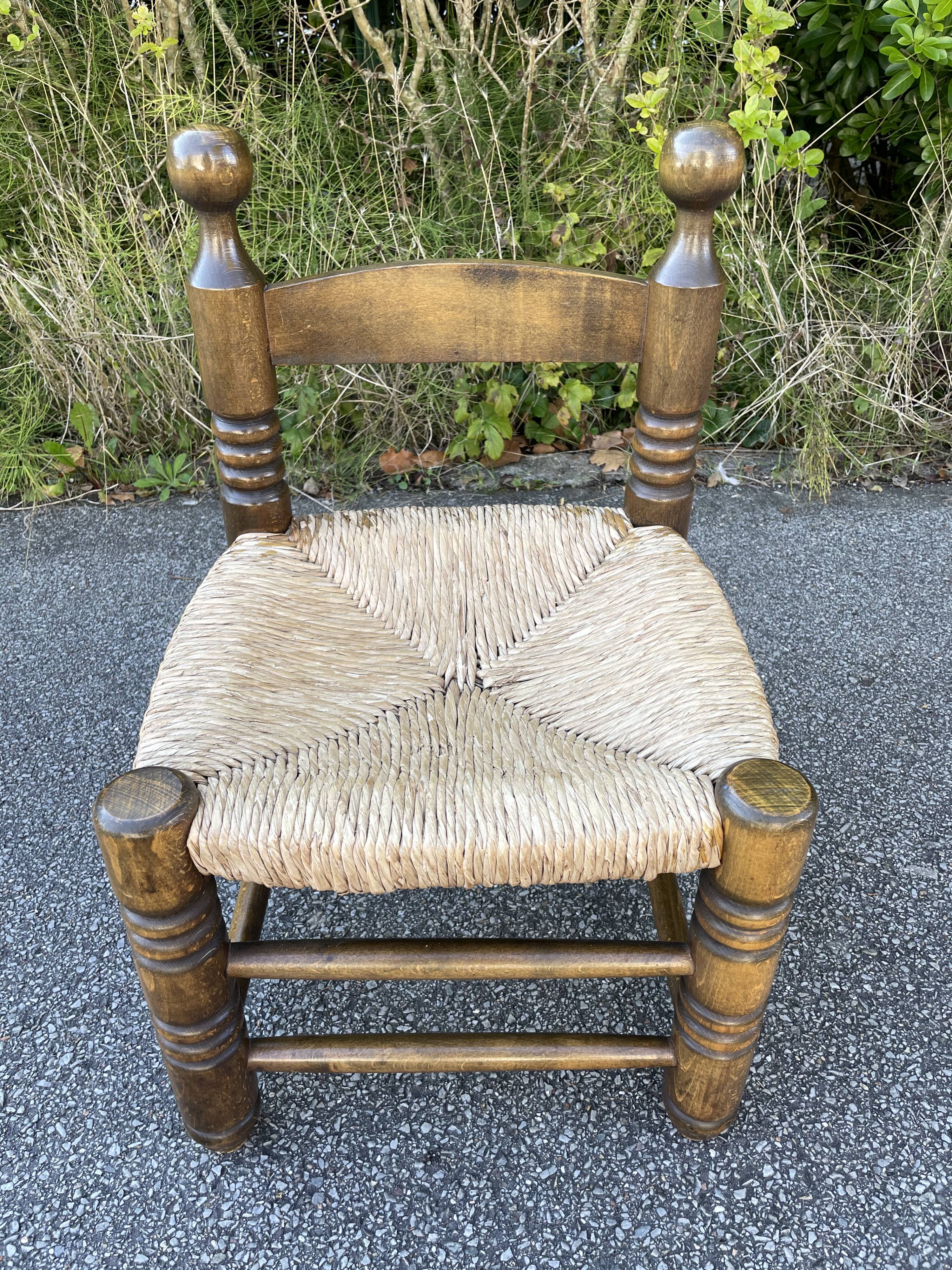 Small wooden and straw chair