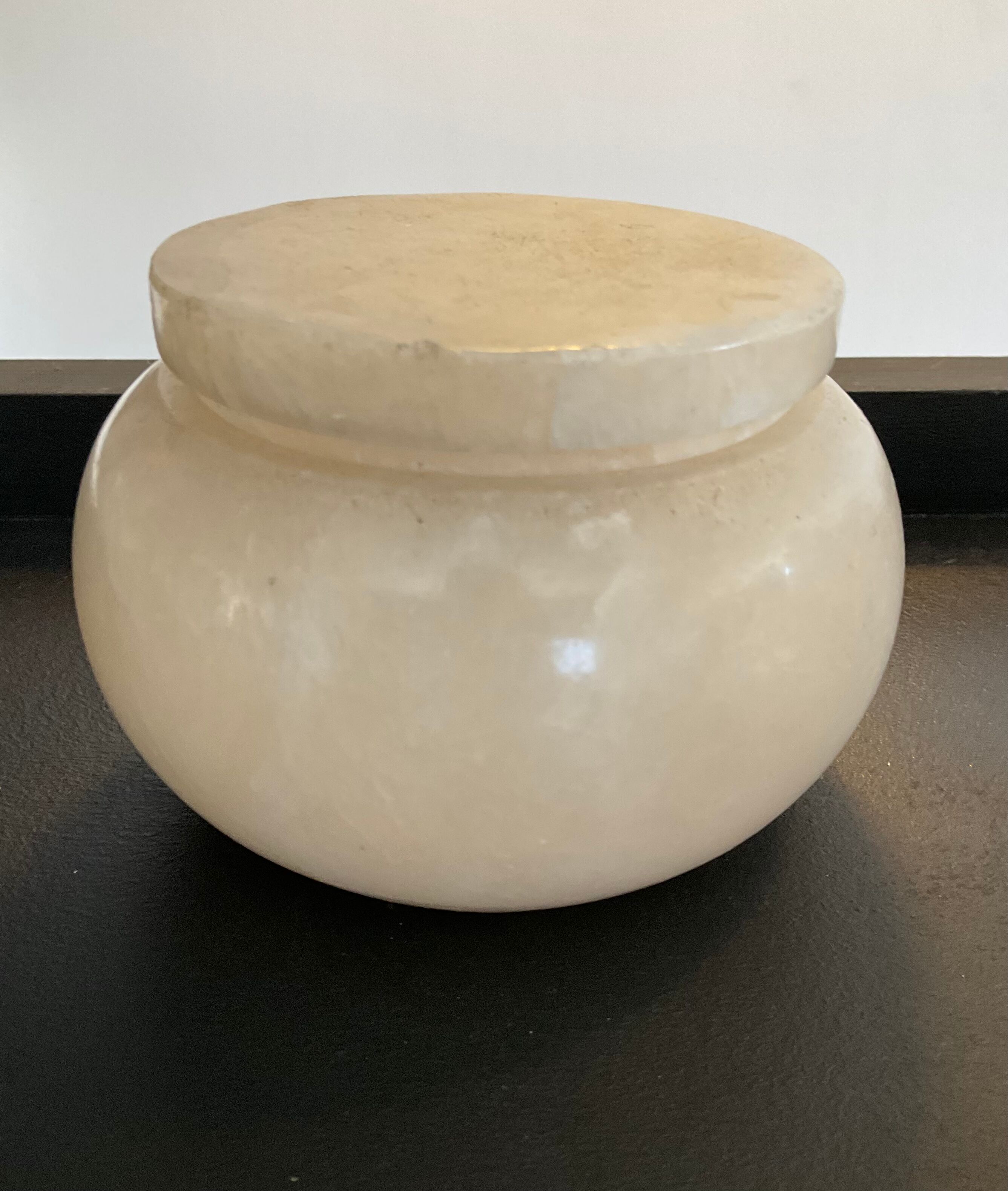 Series of 3 empty vintage alabaster pocket