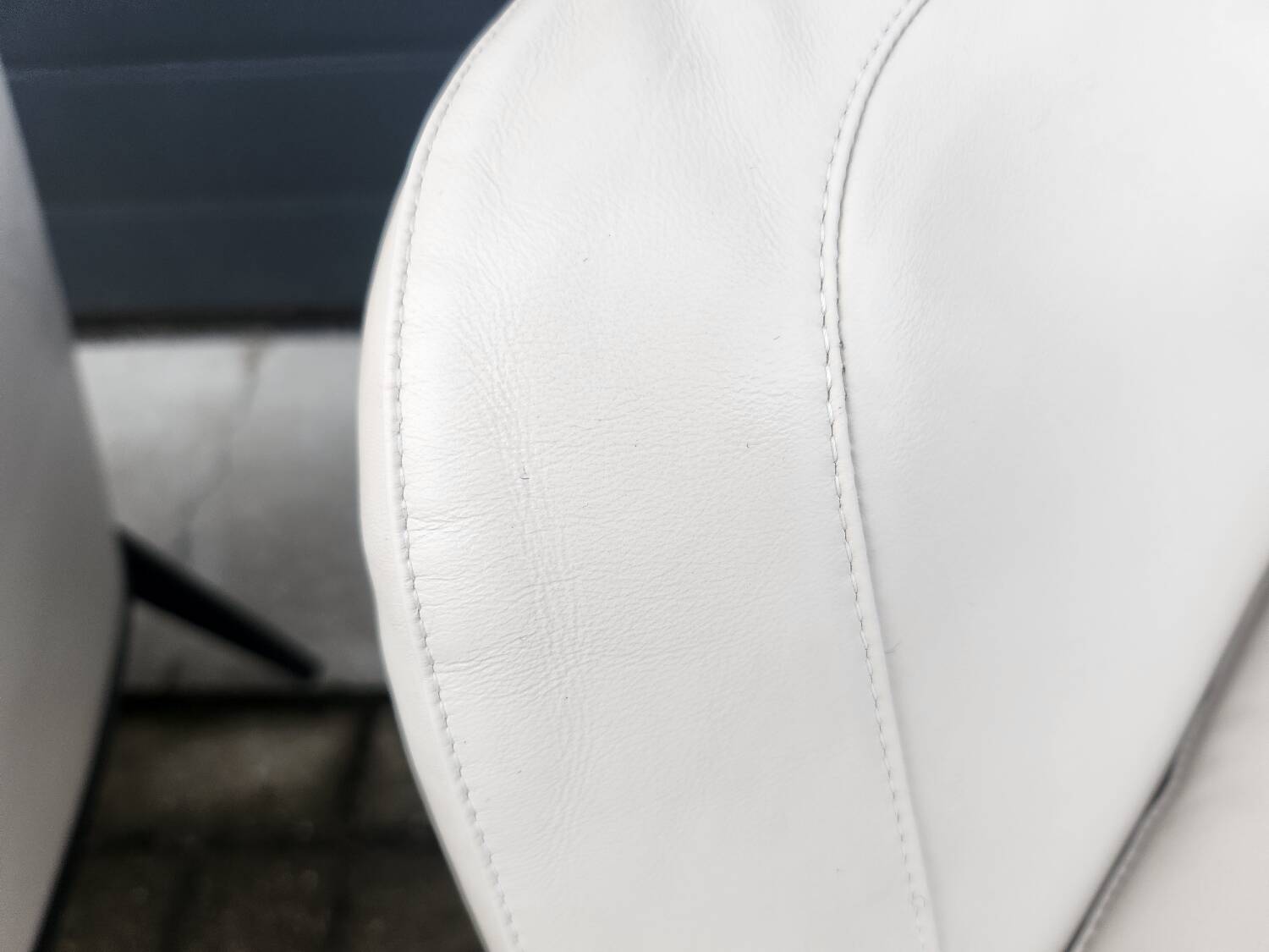 B&B italia Maxalto - (3) Caratos low armchair by Antonio Citterio