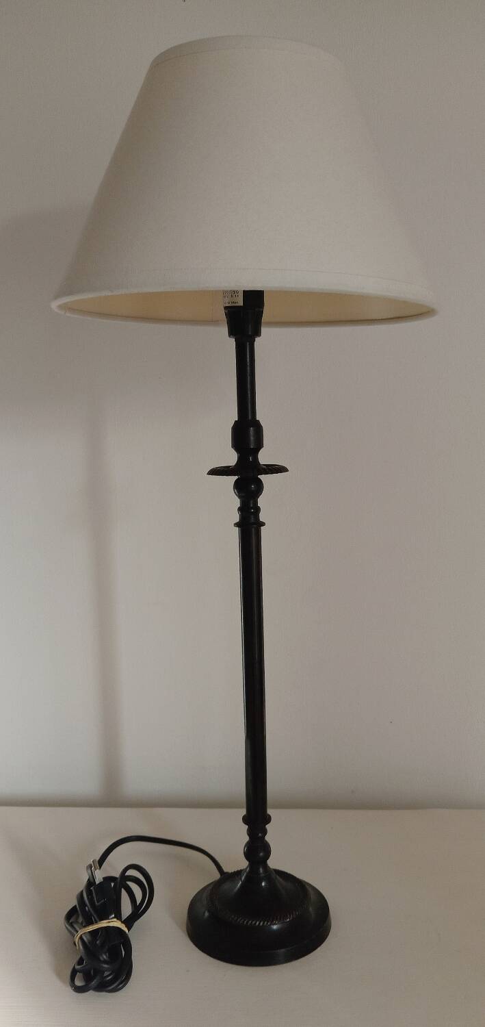 Chehoma stem lamp