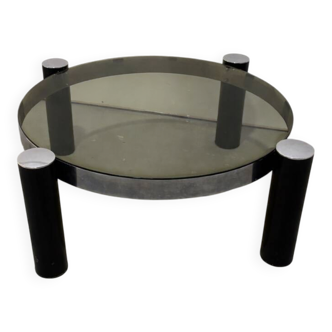 Vintage Italian design round coffee table in chrome and smoked glass.