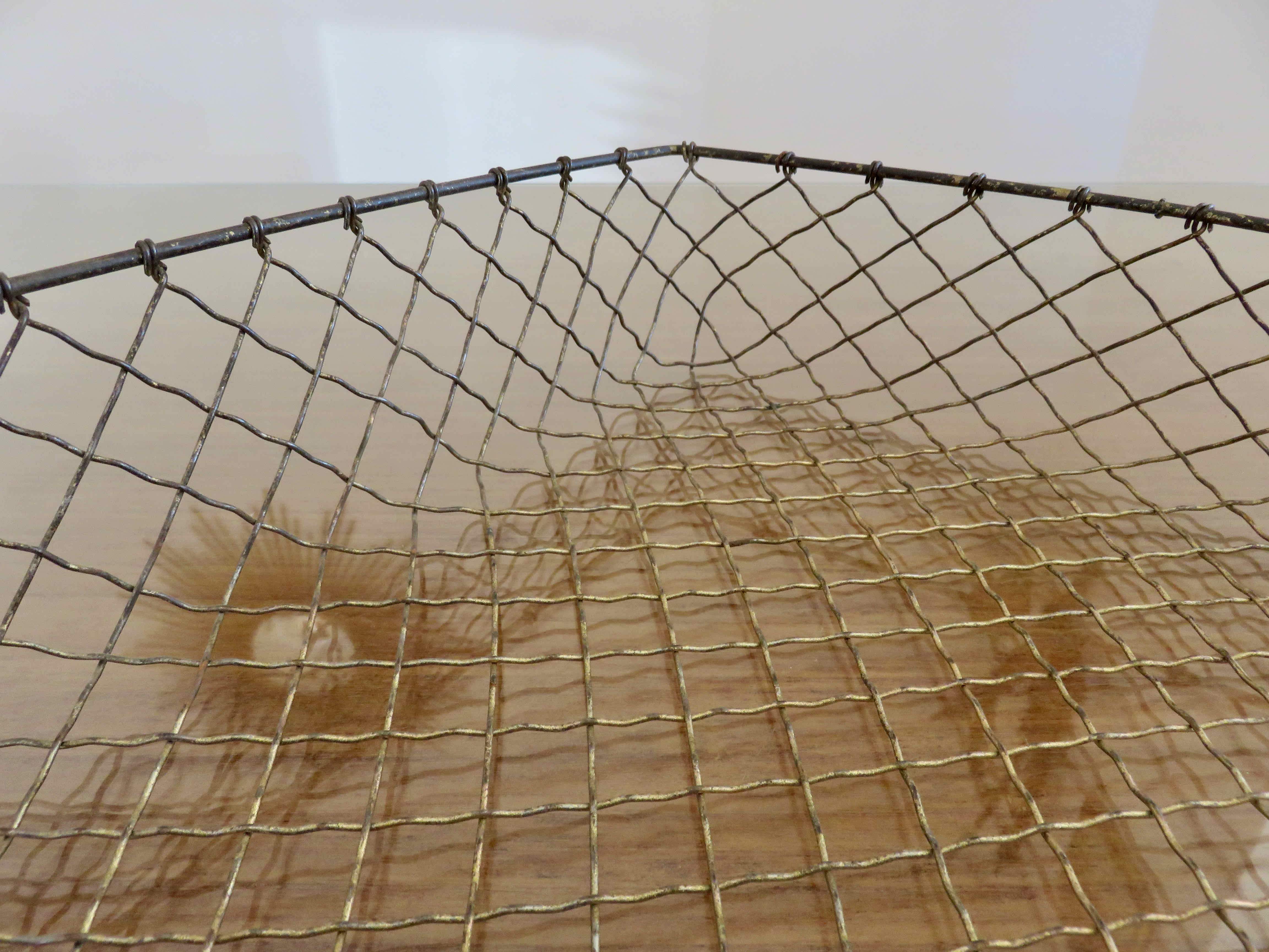 Corrugated wire office mail basket 30s 40s