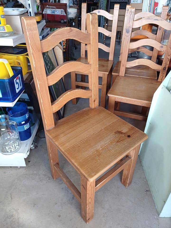 Solid pine chair